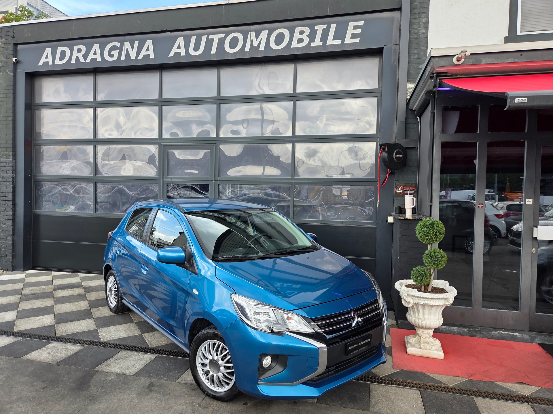 MITSUBISHI Space Star 1.2 CVT Invite-showroom-element-1