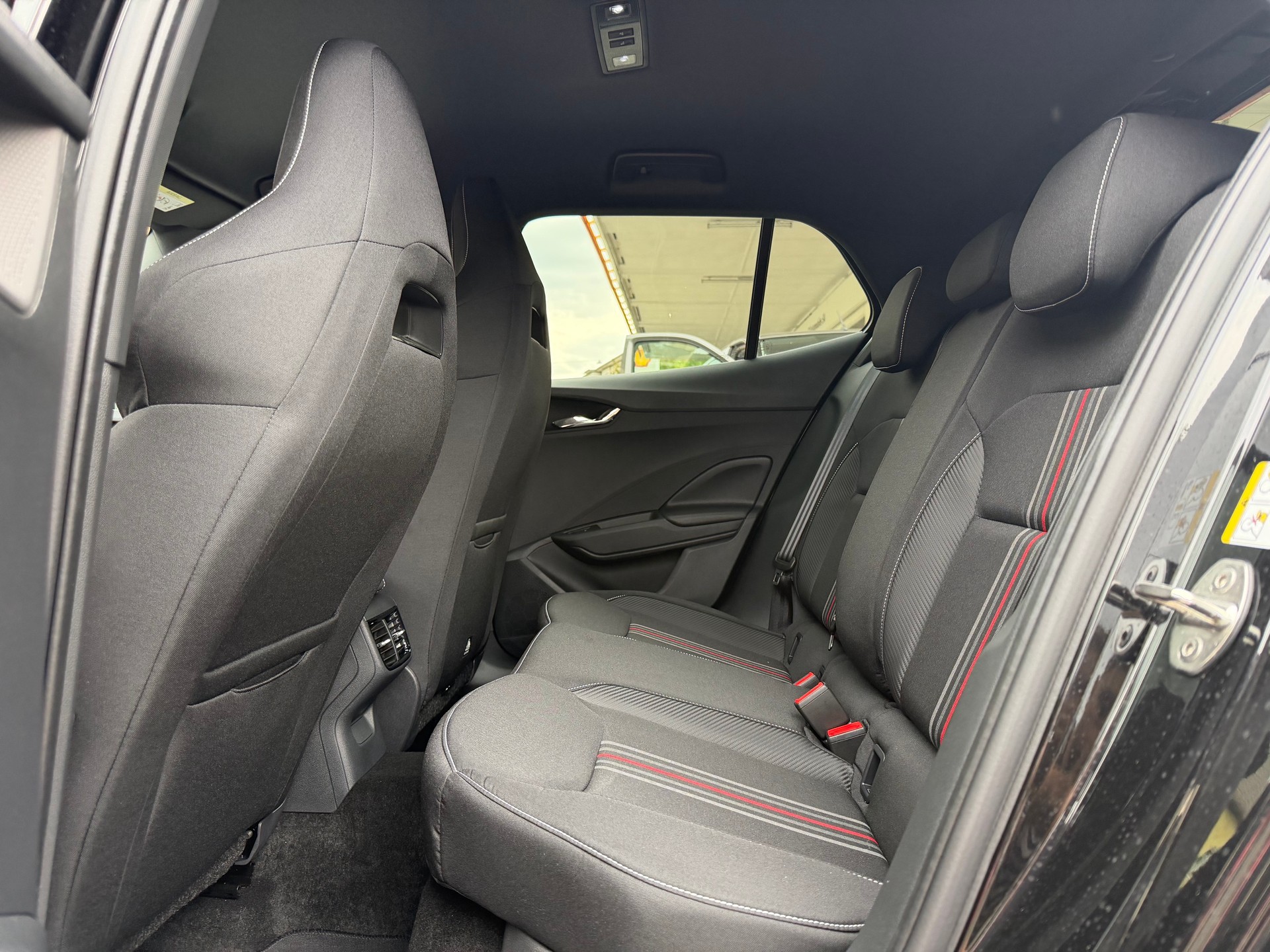 SKODA Fab. 1.0 TSI Mon. Car DSG-image-6