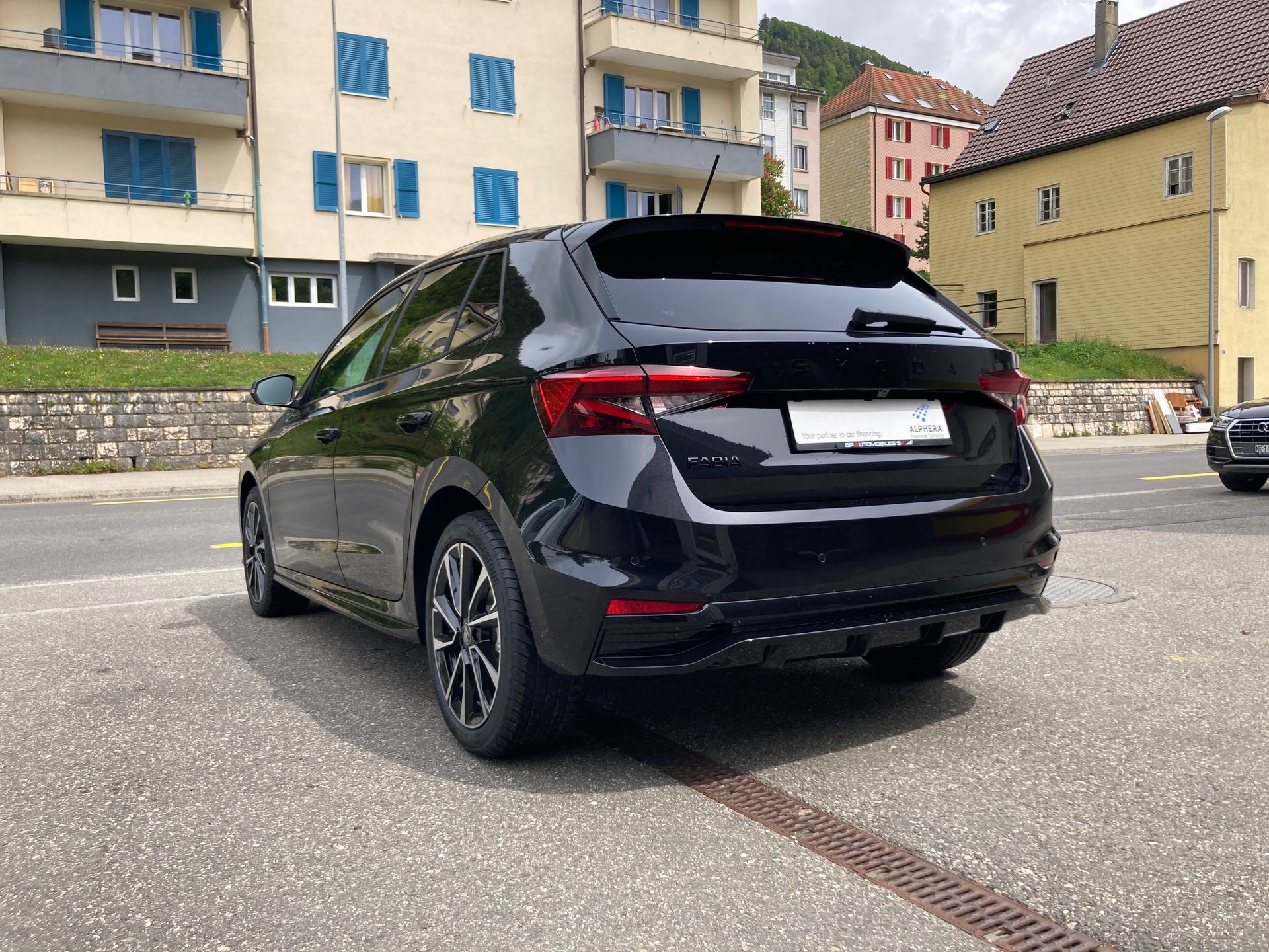 SKODA Fab. 1.0 TSI Mon. Car DSG-image-3