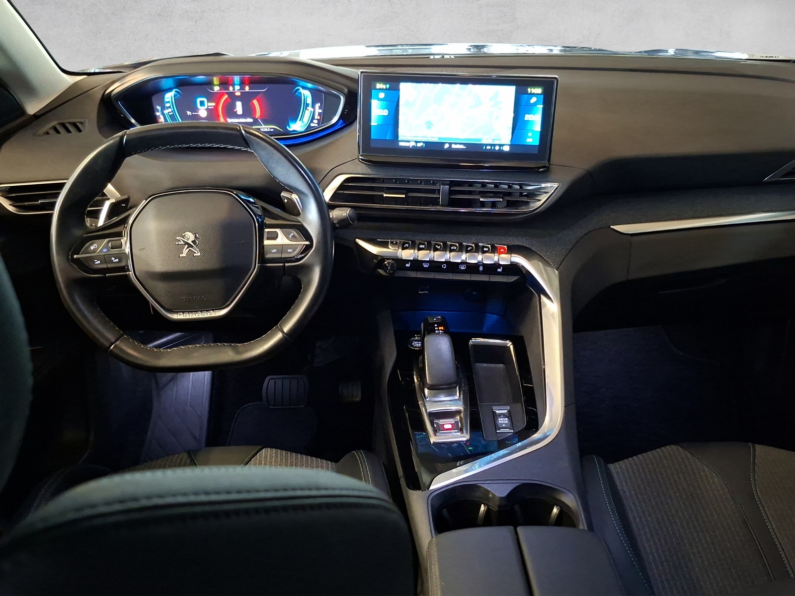 PEUGEOT 3008 1.6 Plug-in Hybrid Allure Pack-image-8