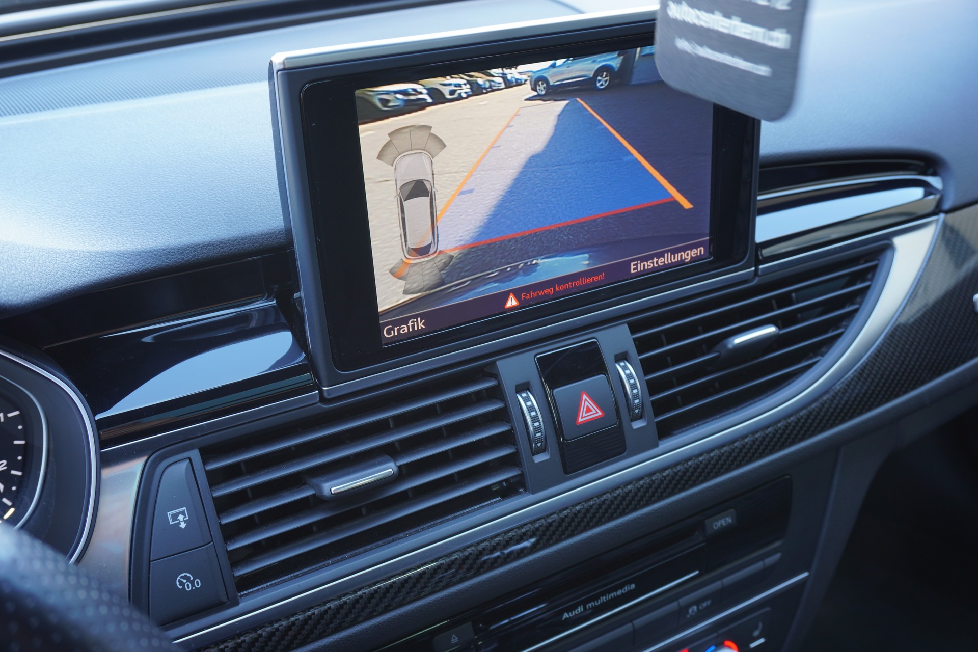 AUDI RS6 Avant 4.0 TFSI V8 quattro Tiptronic-image-10