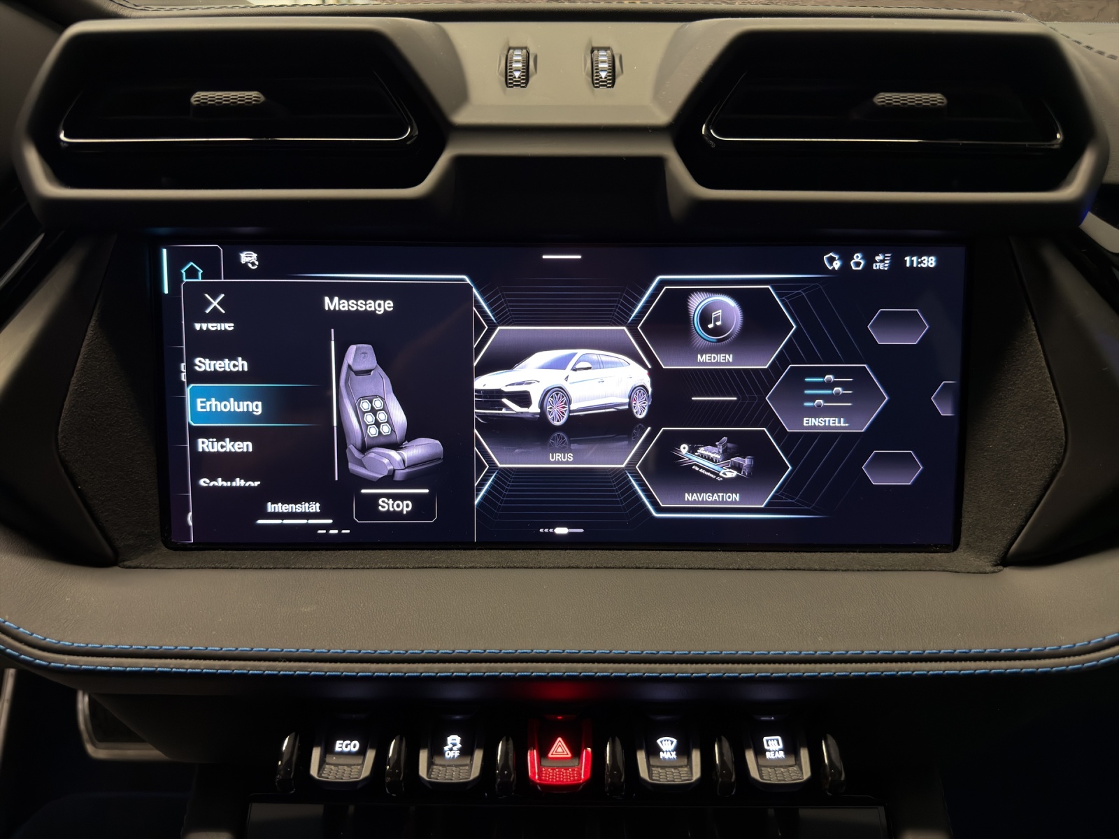 LAMBORGHINI Urus SE-image-11