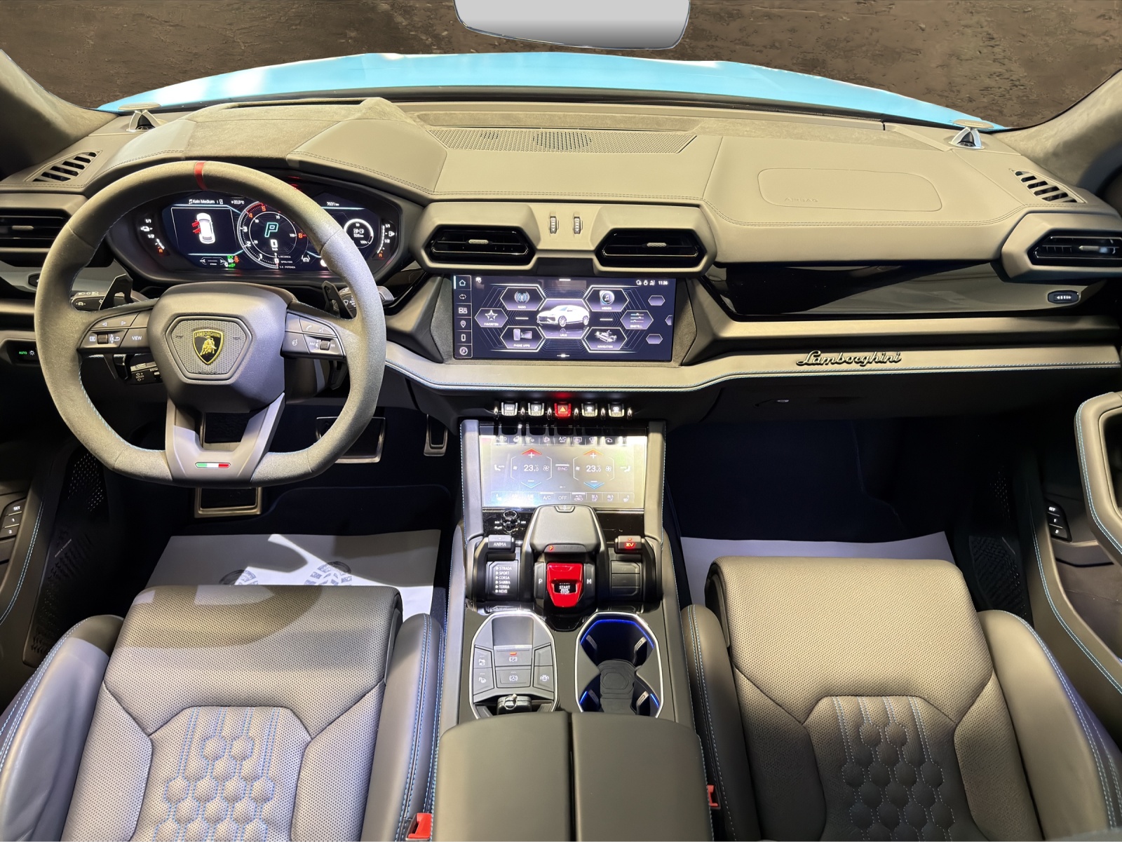 LAMBORGHINI Urus SE-image-3