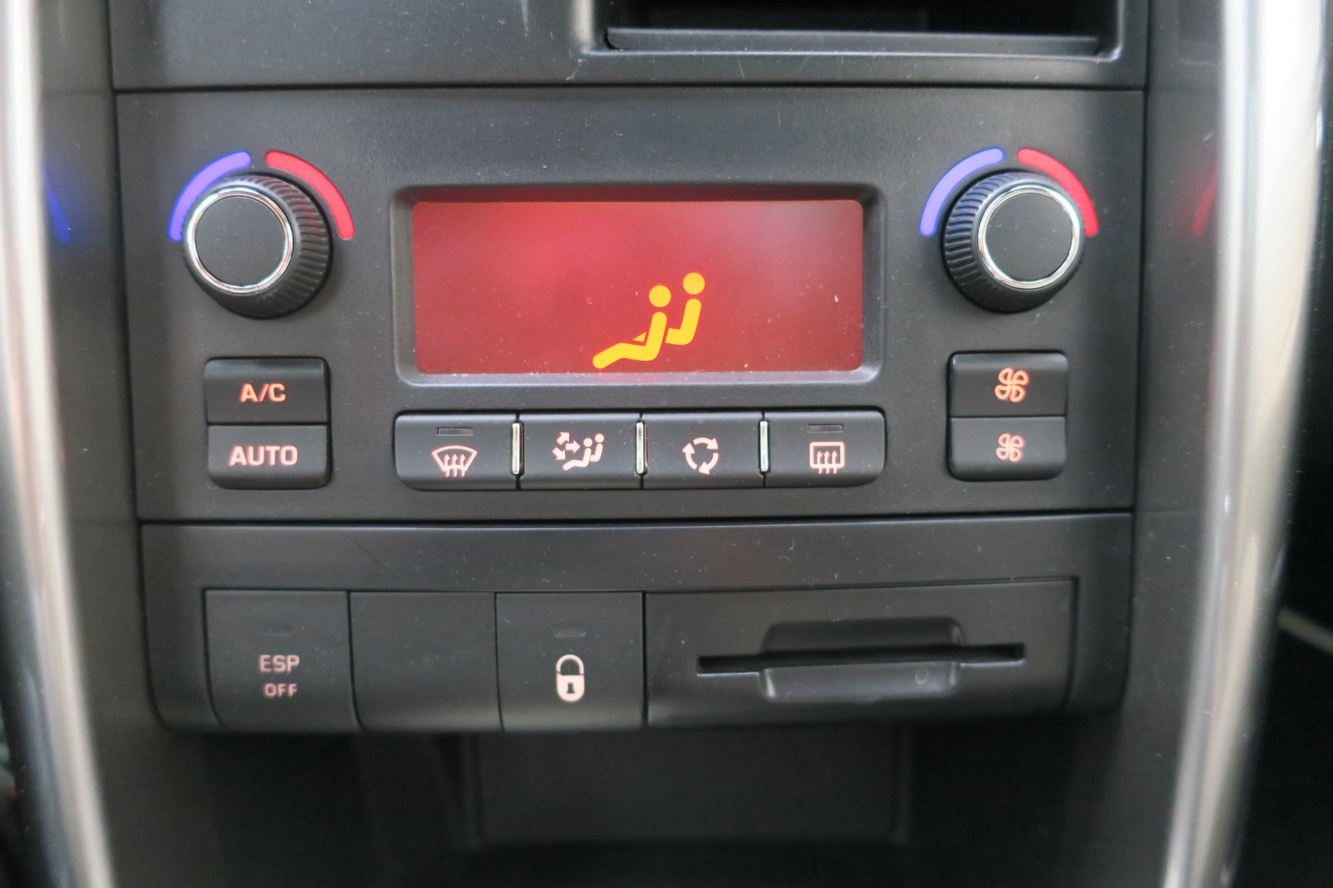 PEUGEOT 207 CC 1.6 16V Roland Garros Automatic-image-13