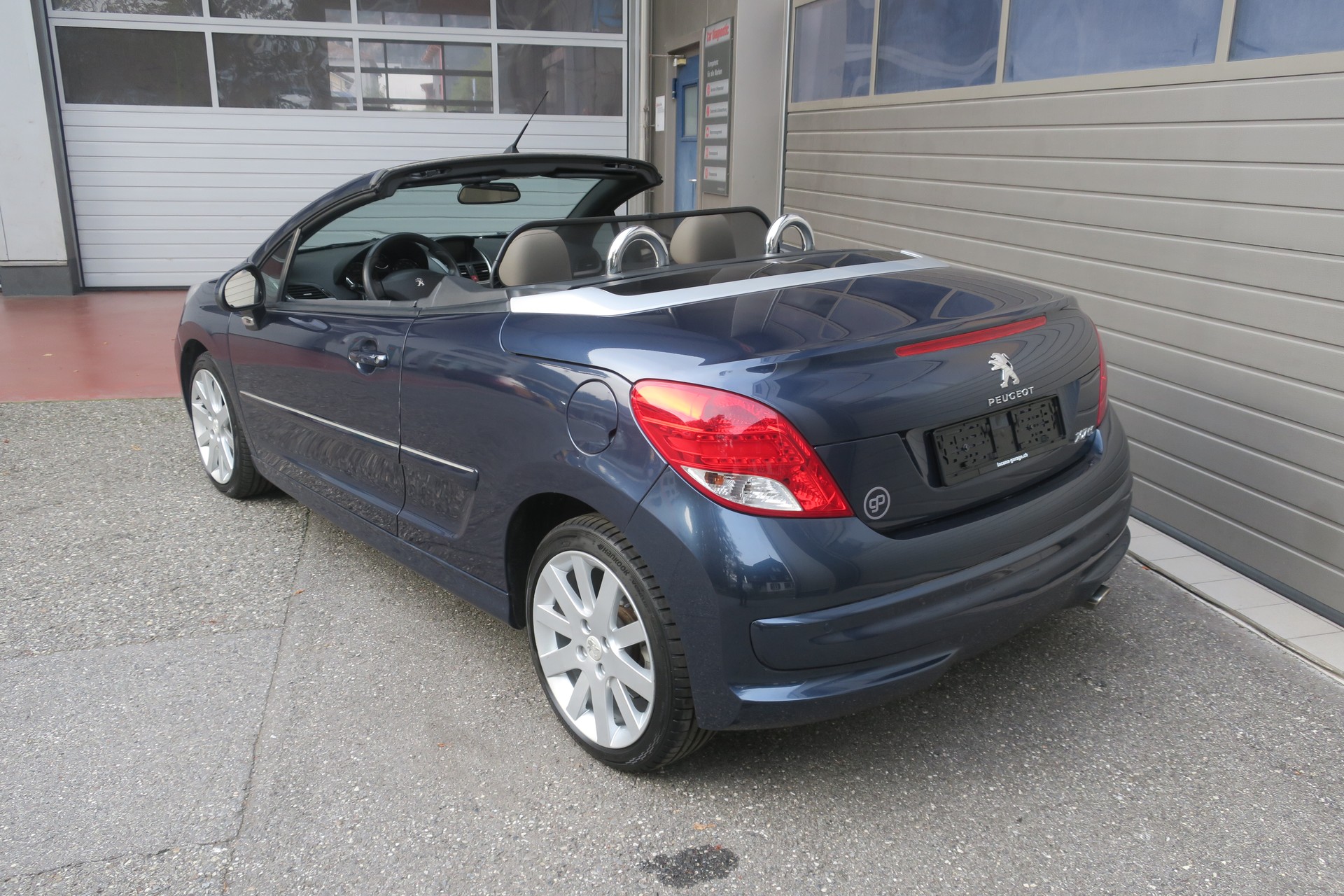PEUGEOT 207 CC 1.6 16V Roland Garros Automatic-image-5