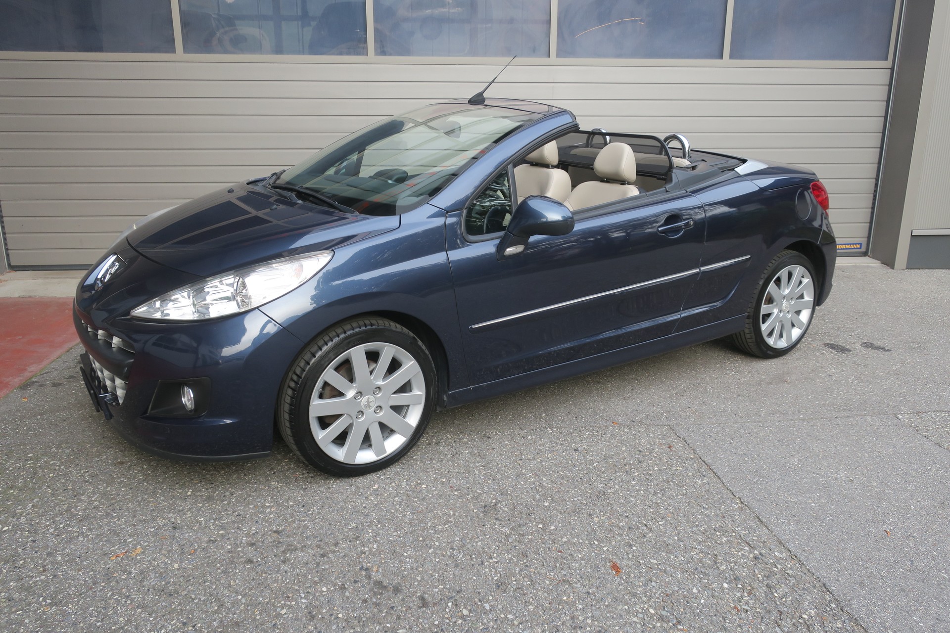 PEUGEOT 207 CC 1.6 16V Roland Garros Automatic-image-1