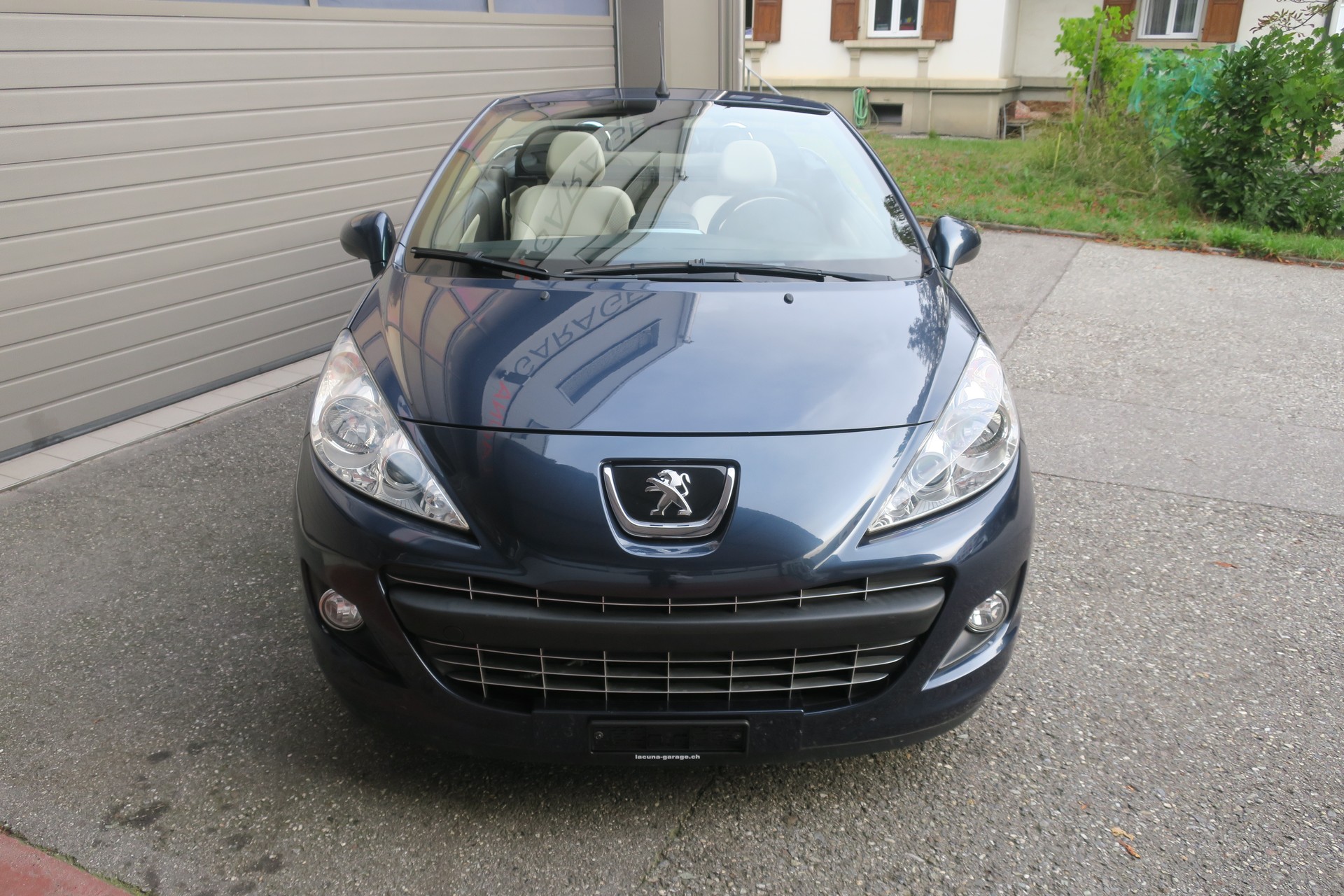 PEUGEOT 207 CC 1.6 16V Roland Garros Automatic-image-2