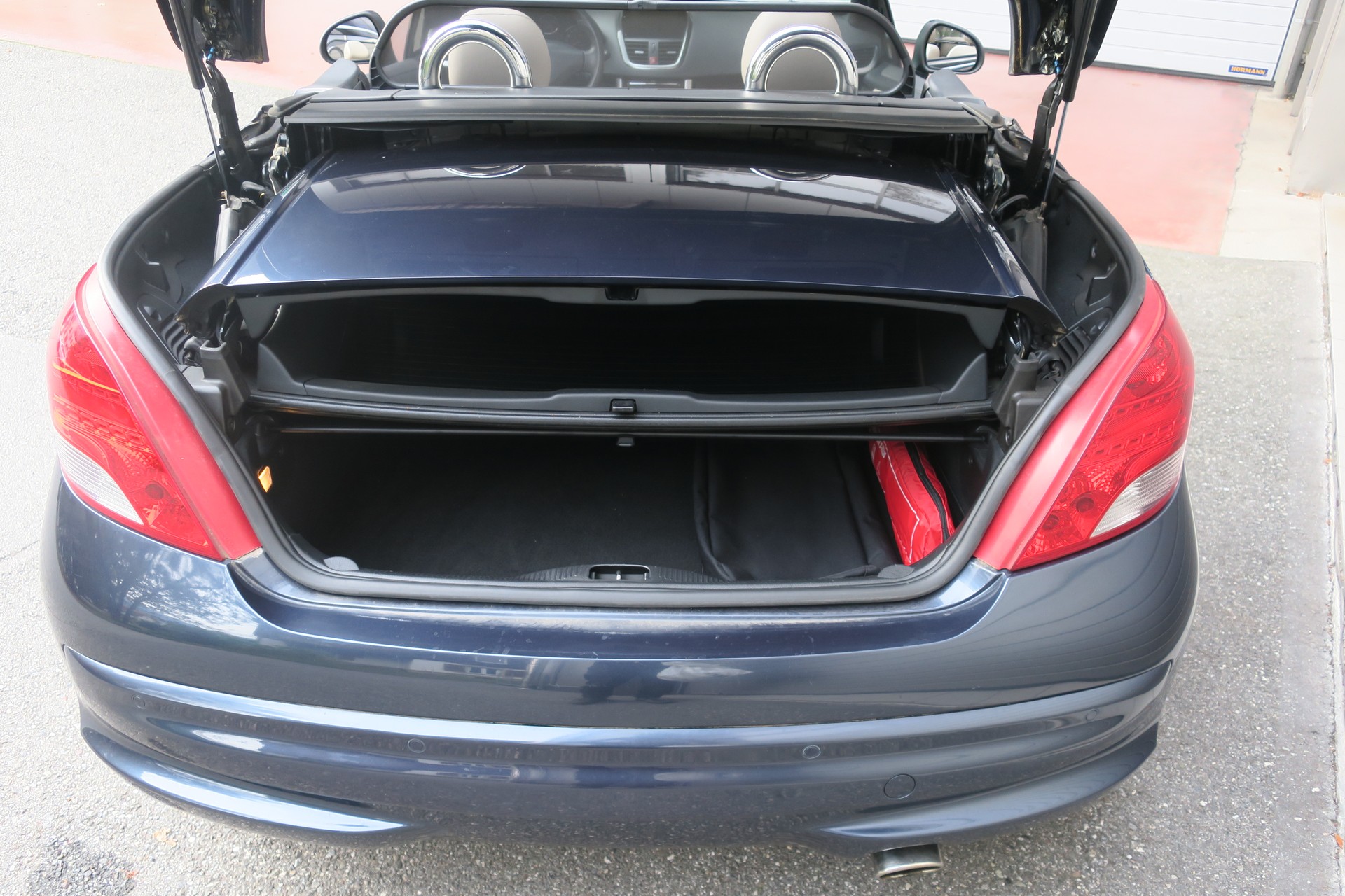 PEUGEOT 207 CC 1.6 16V Roland Garros Automatic-image-6