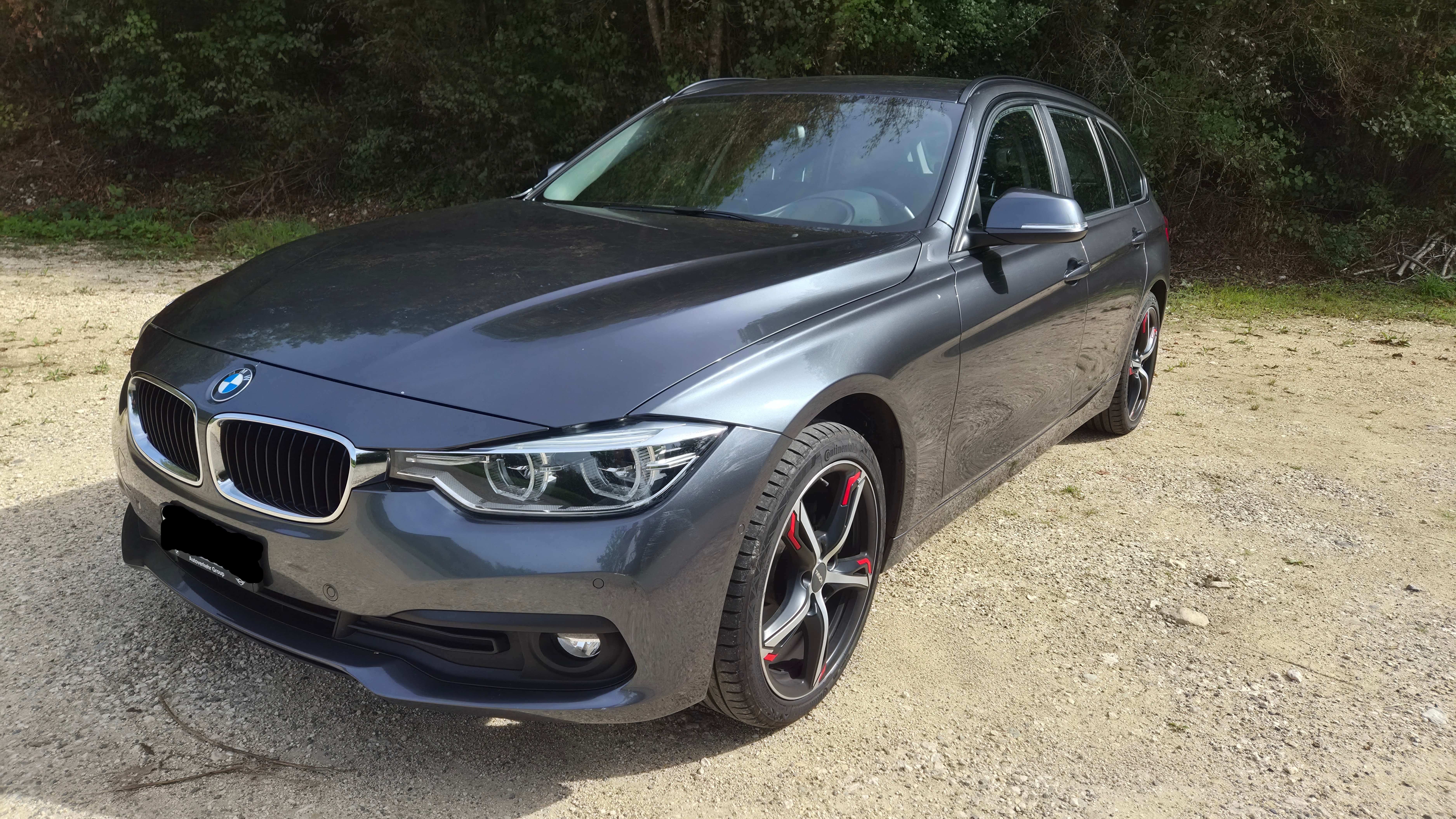 BMW 320d xDrive — slika 1