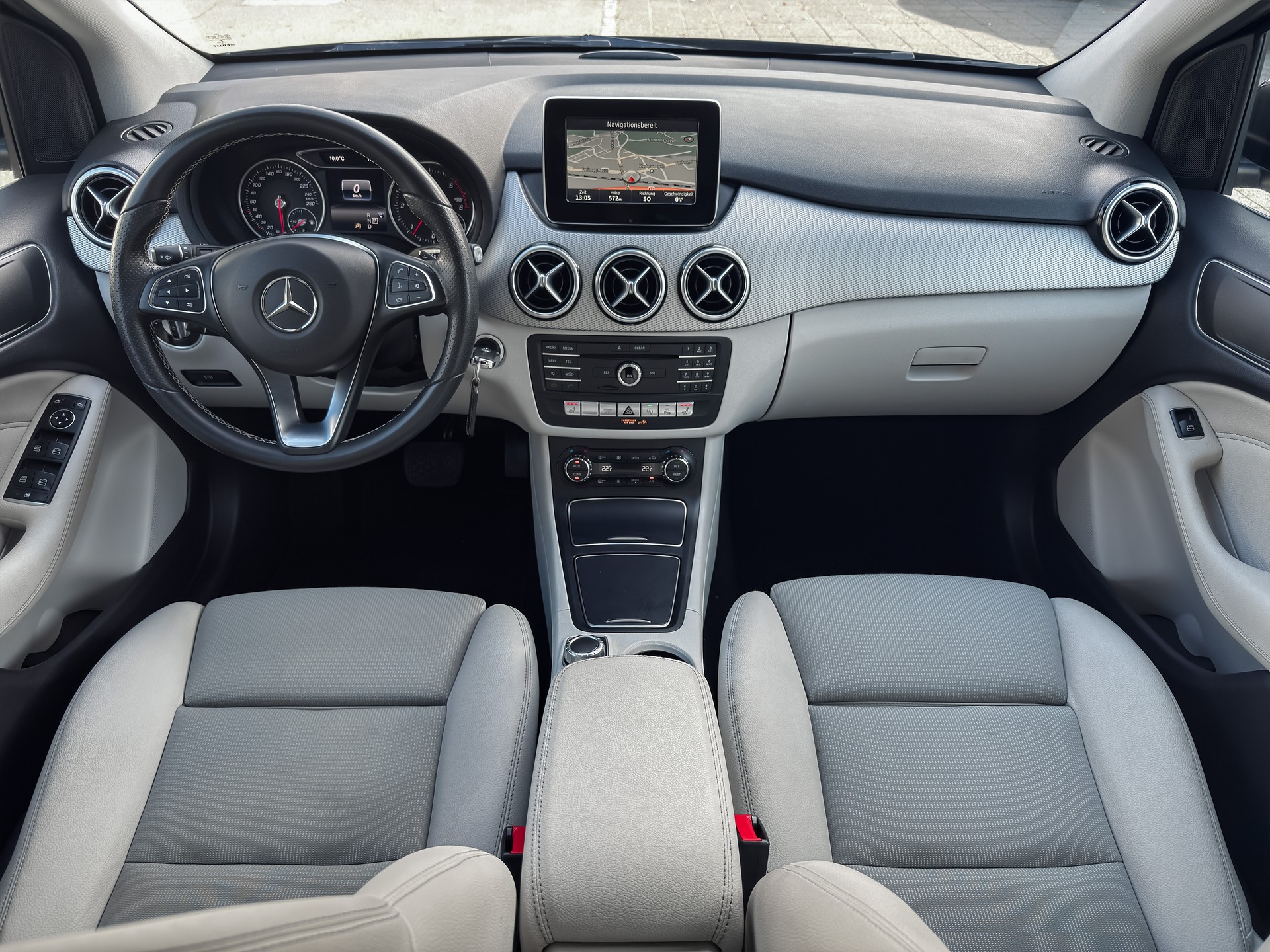 MERCEDES-BENZ B 220 CDI Style 4Matic 7G-DCT-image-6