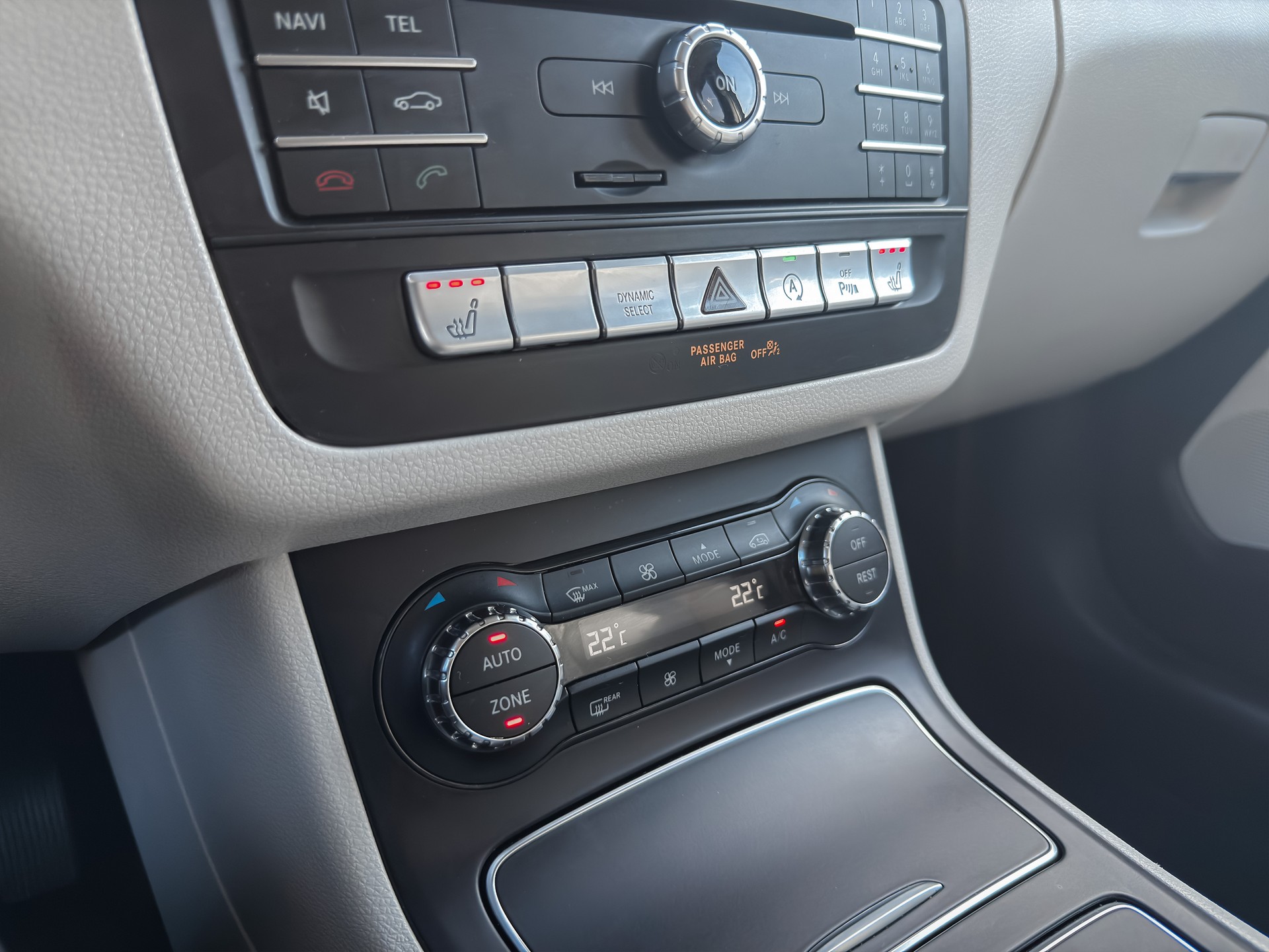 MERCEDES-BENZ B 220 CDI Style 4Matic 7G-DCT-image-9