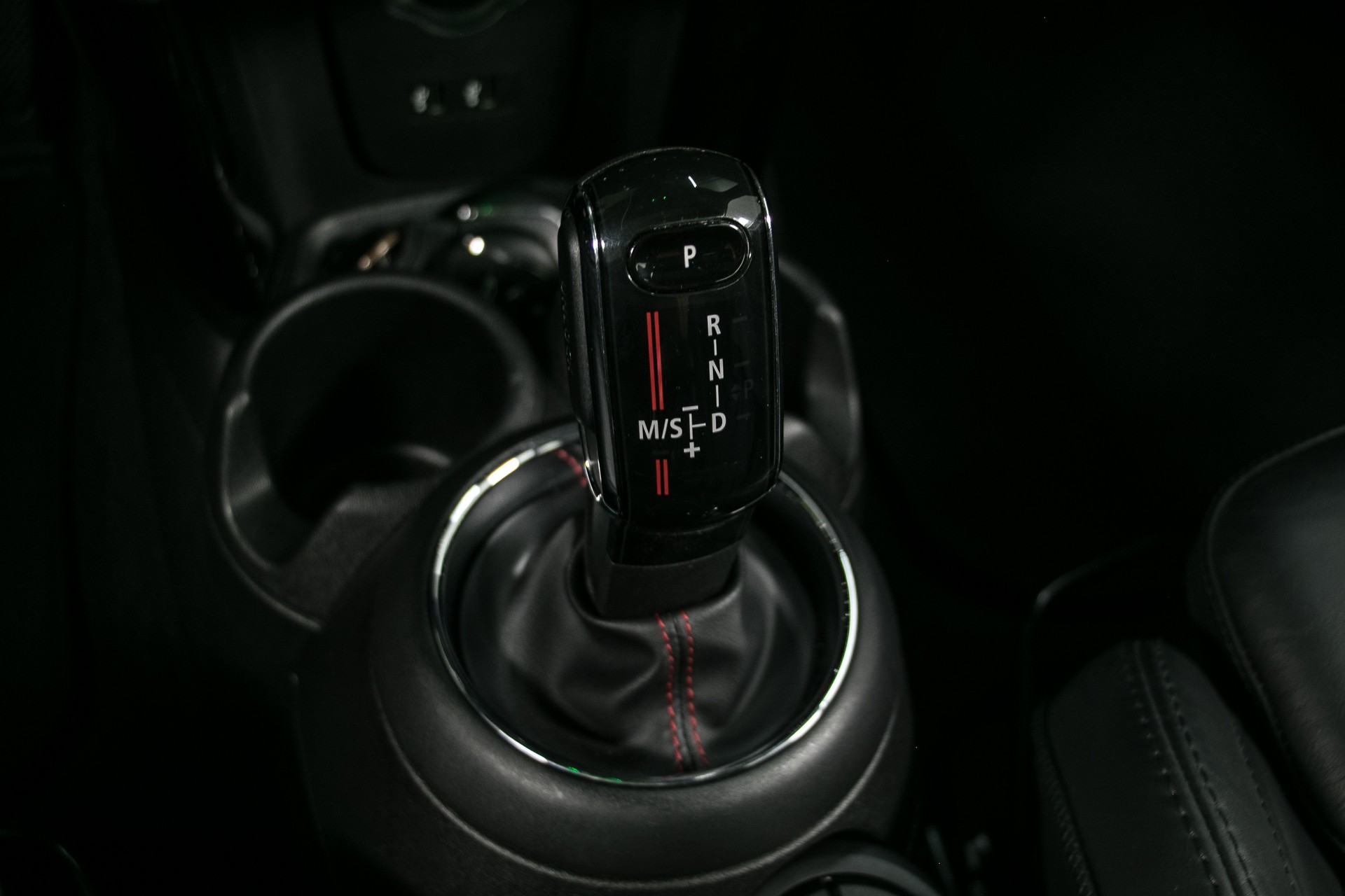 MINI Cooper S Steptronic DKG-image-8