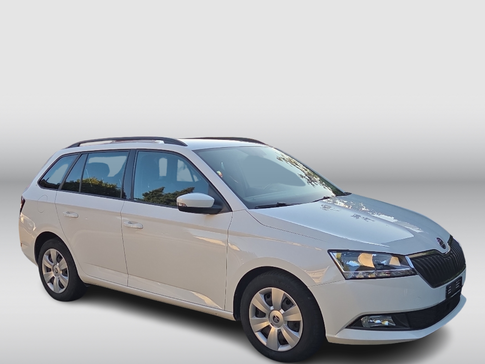 SKODA Fabia Combi 1.0 TSI Ambition DSG-image-0