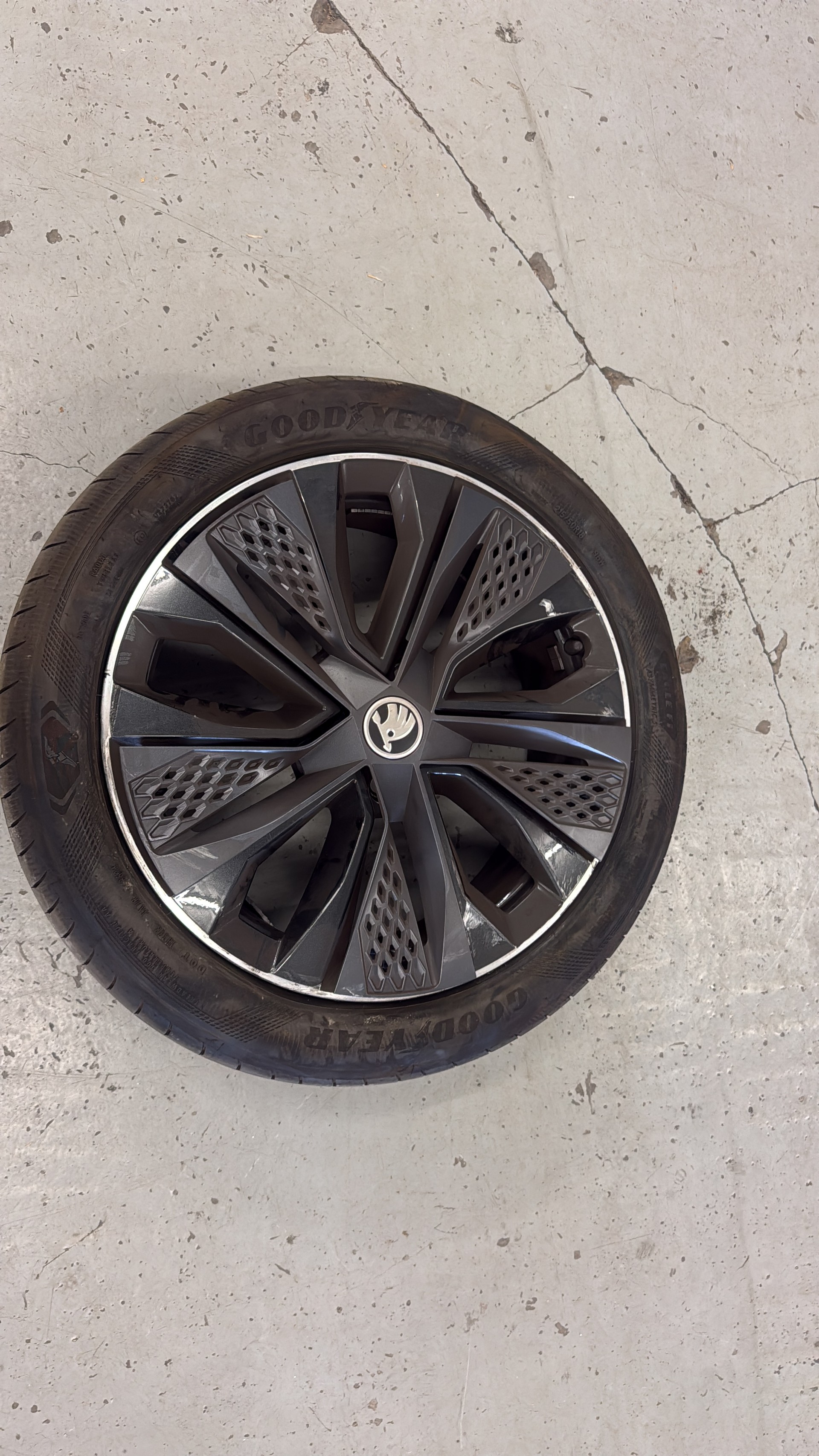 SKODA Karoq 1.5 TSI SportLine DSG-image-13