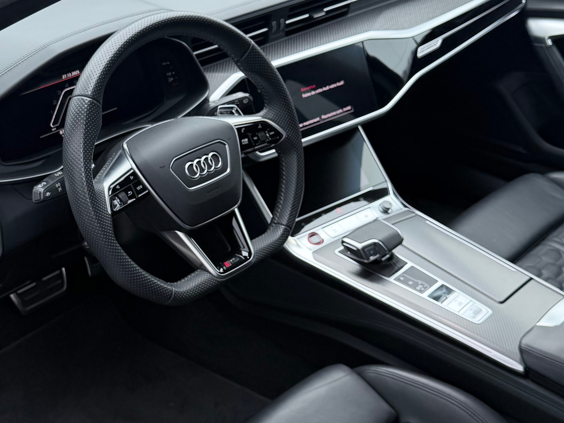 AUDI RS6 Avant 4.0 TFSI V8 quattro-image-5