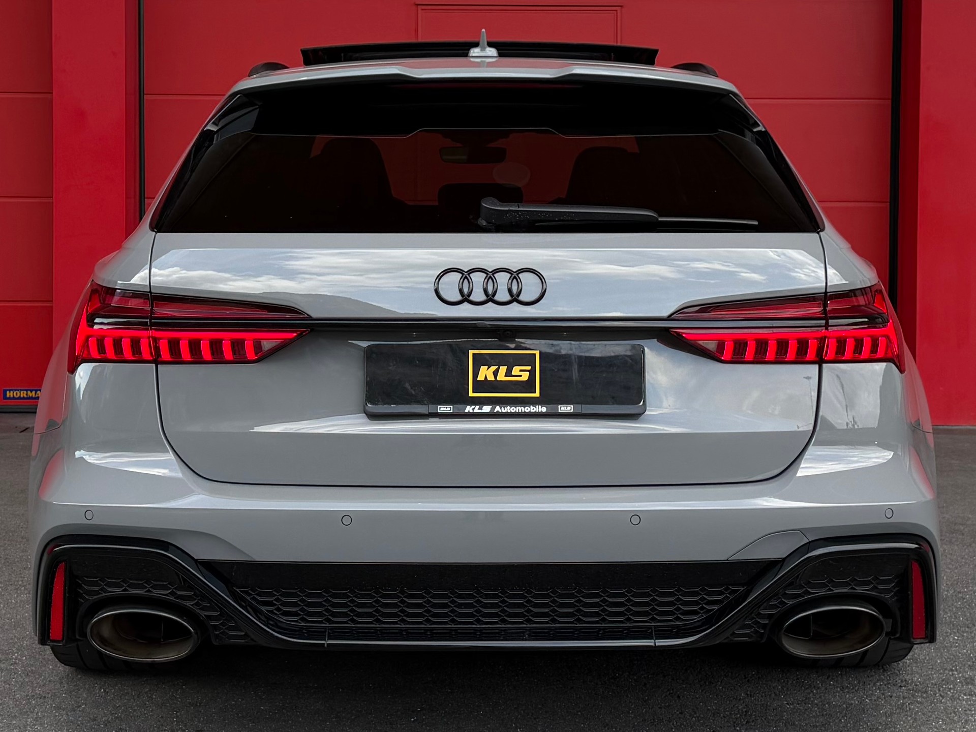 AUDI RS6 Avant 4.0 TFSI V8 Performance quattro *AHK*-image-4