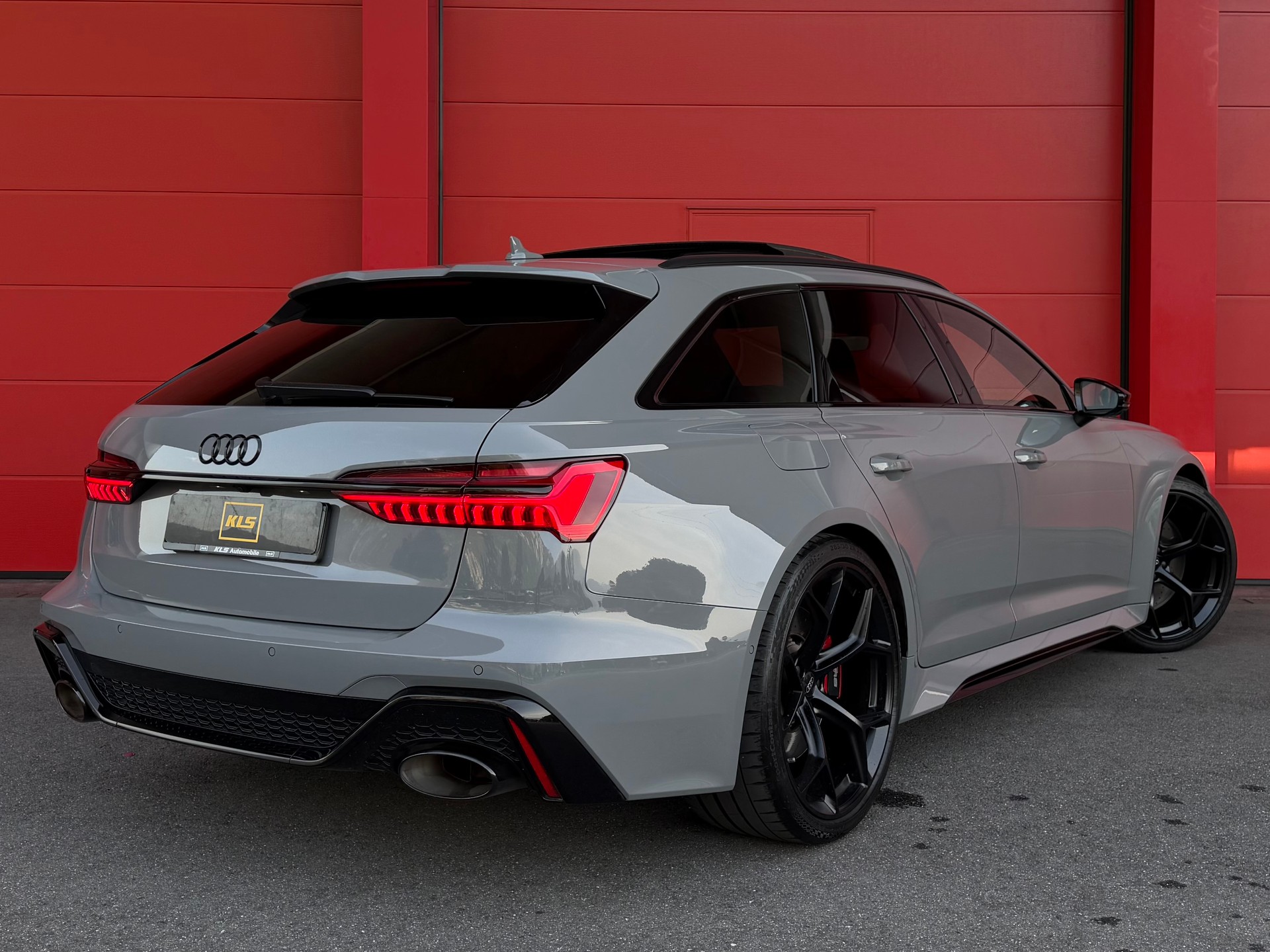 AUDI RS6 Avant 4.0 TFSI V8 Performance quattro *AHK*-image-3