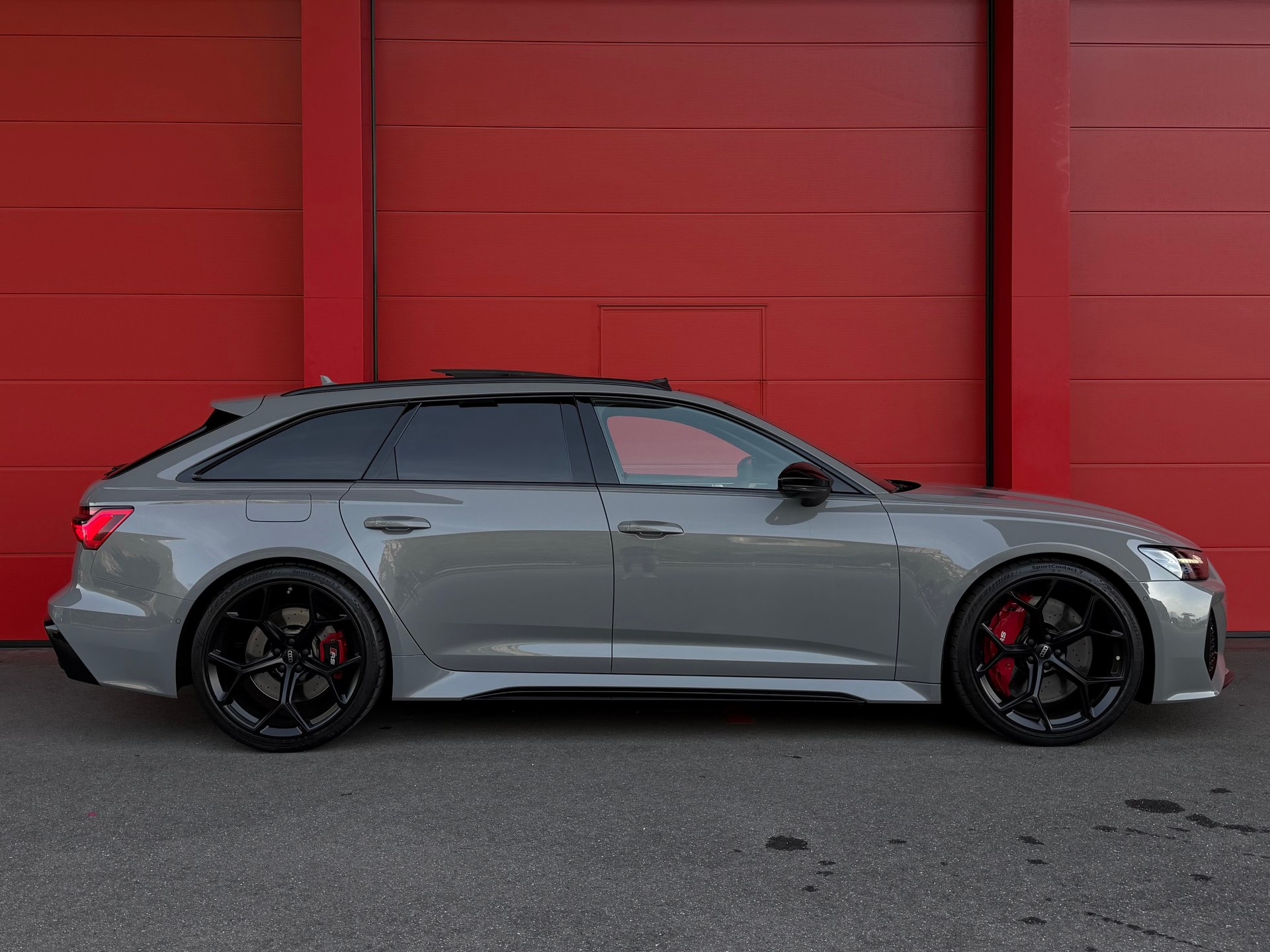AUDI RS6 Avant 4.0 TFSI V8 Performance quattro *AHK*-image-2