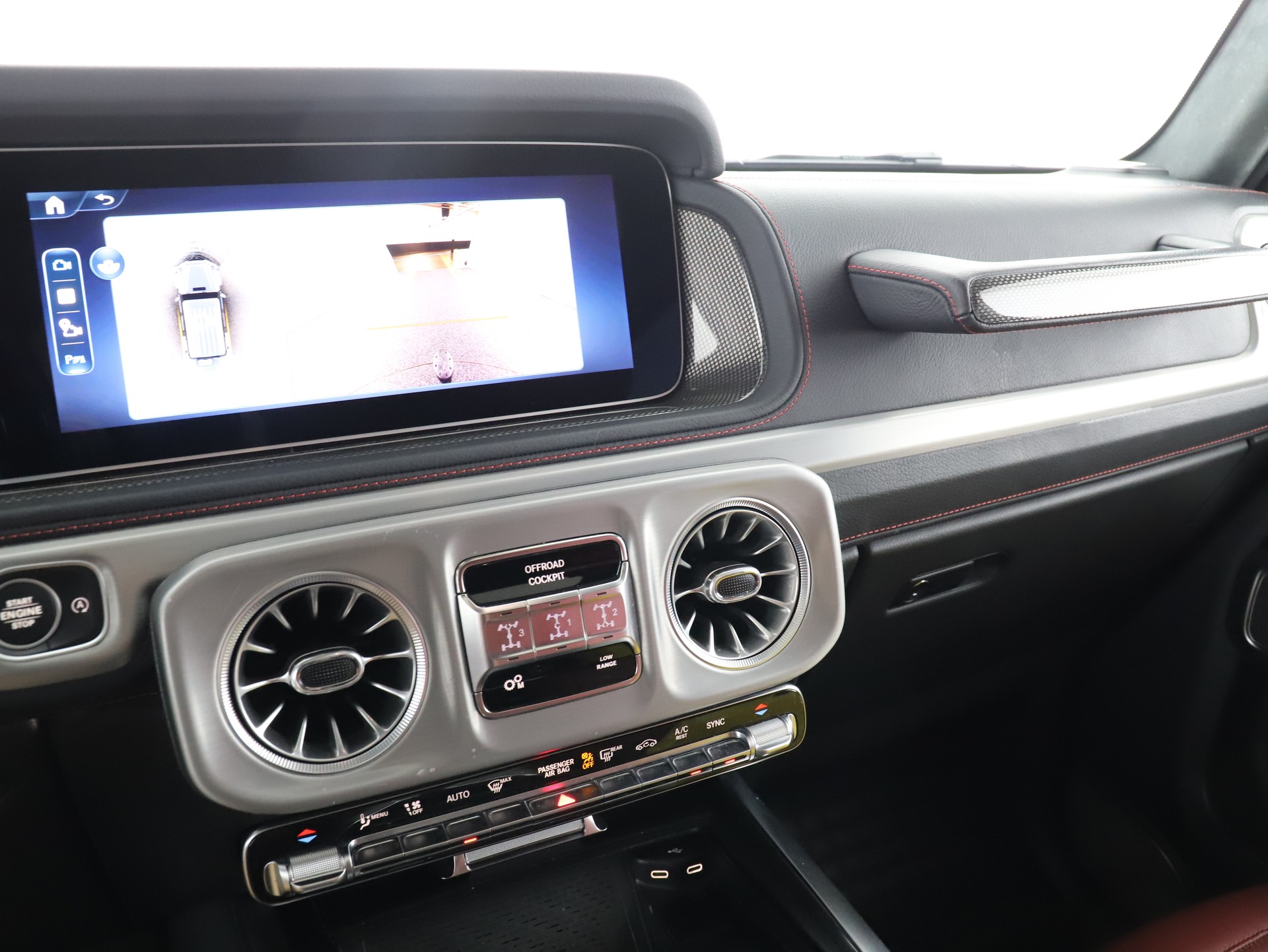 MERCEDES-BENZ G 450d 9G-Tronic-image-14