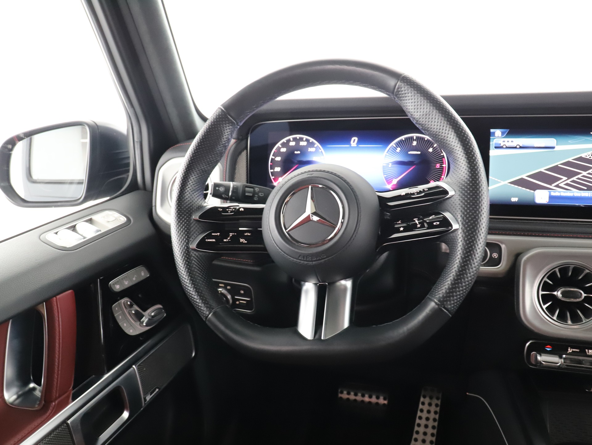 MERCEDES-BENZ G 450d 9G-Tronic-image-11