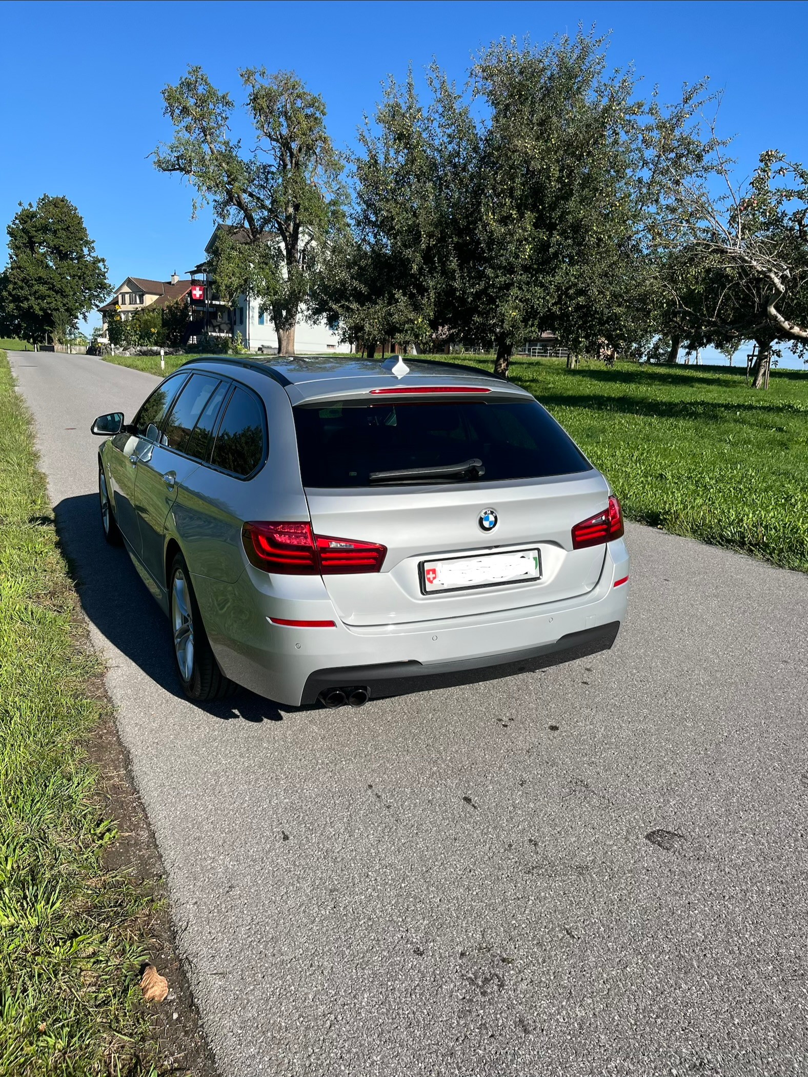BMW 530d xDrive-image-5