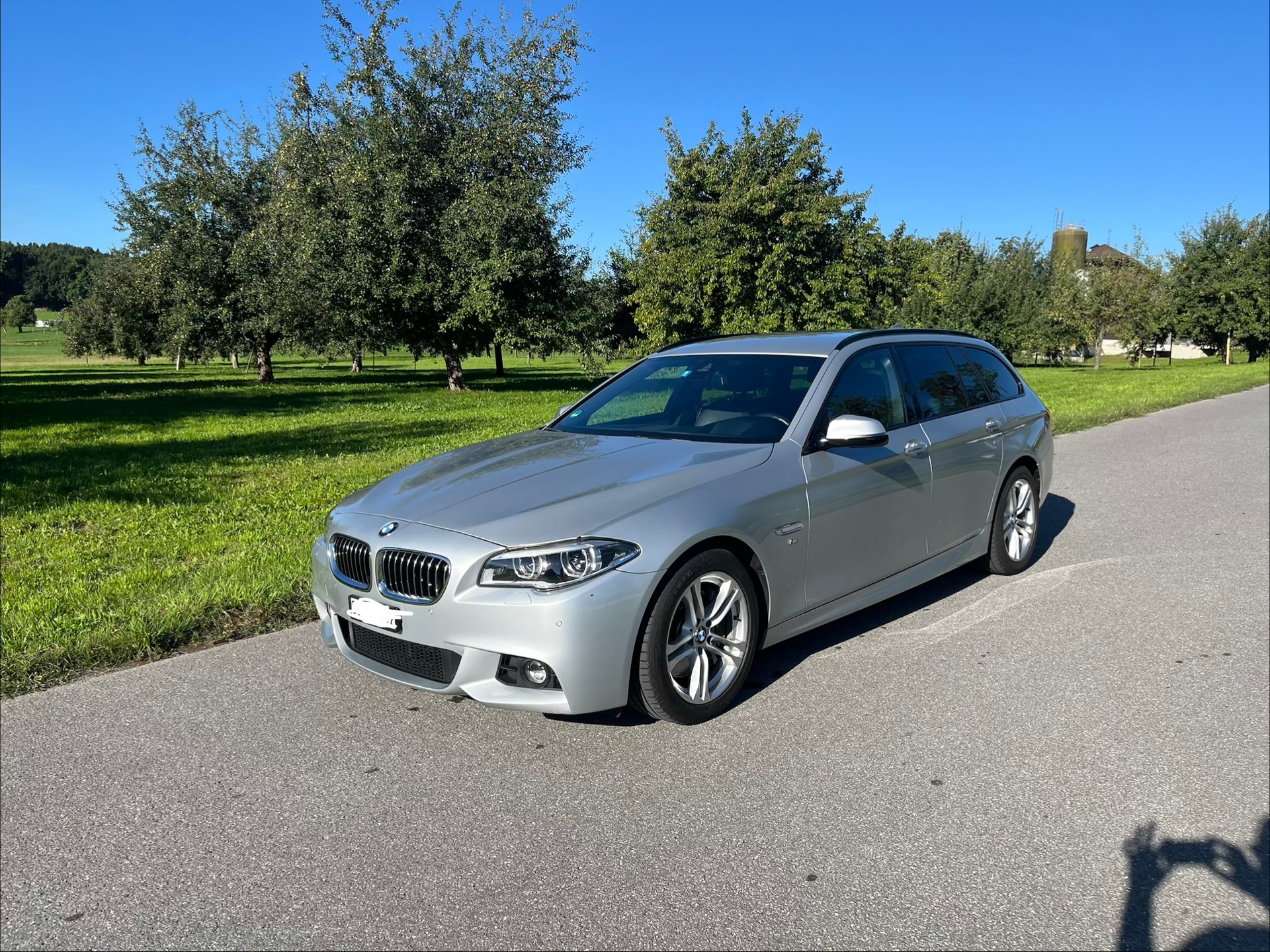 BMW 530d xDrive-image-2