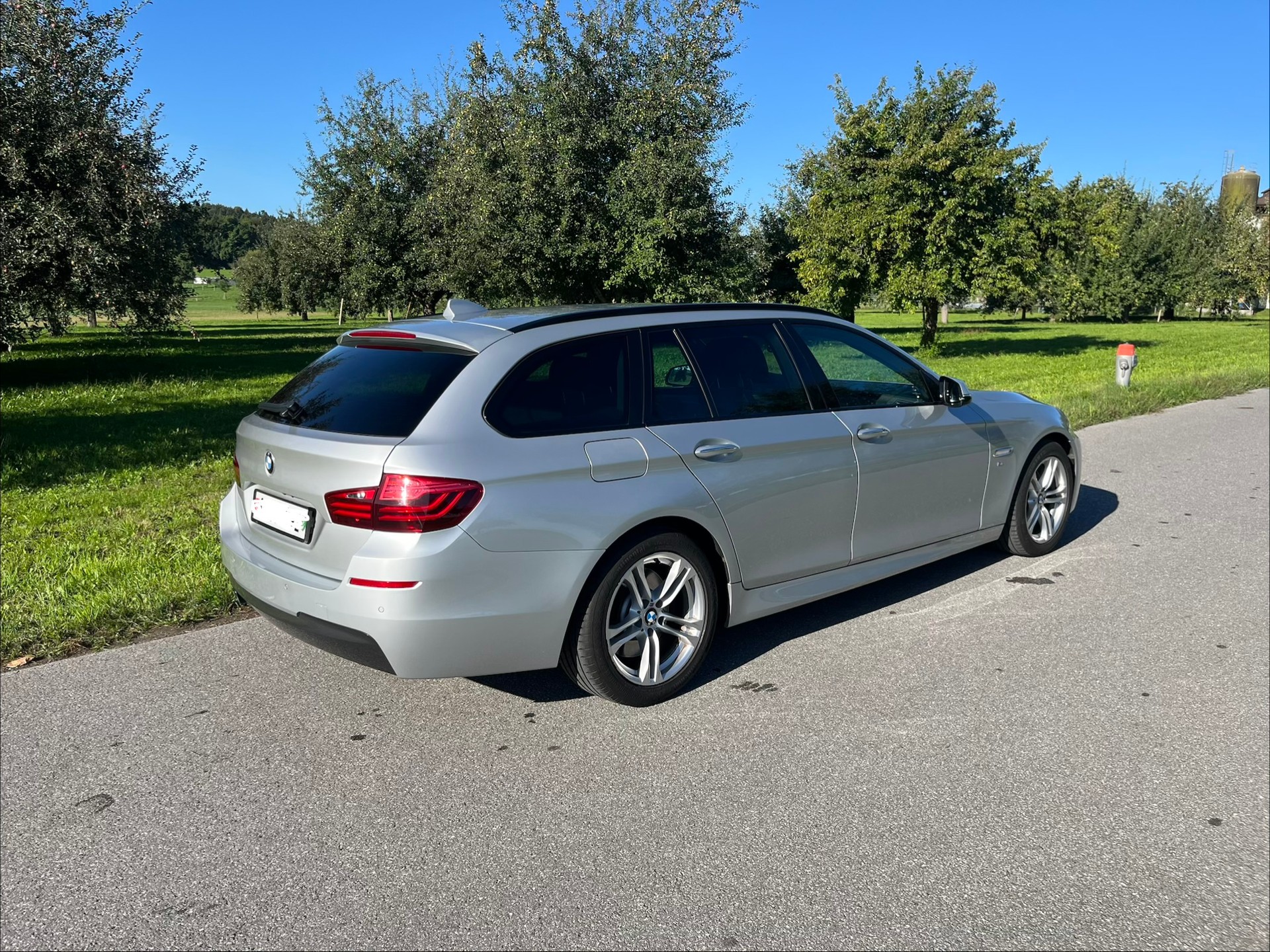 BMW 530d xDrive-image-4