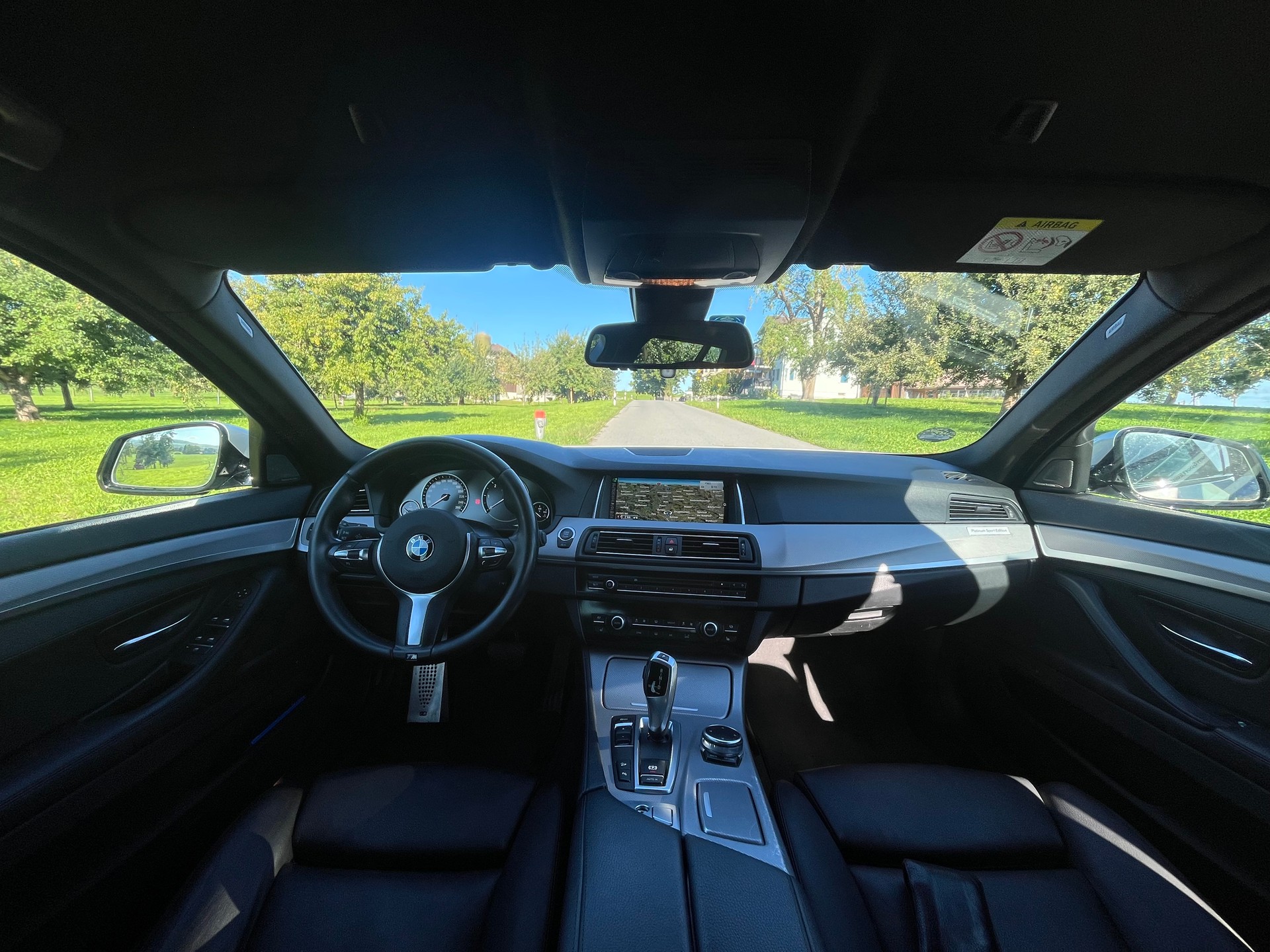 BMW 530d xDrive-image-1