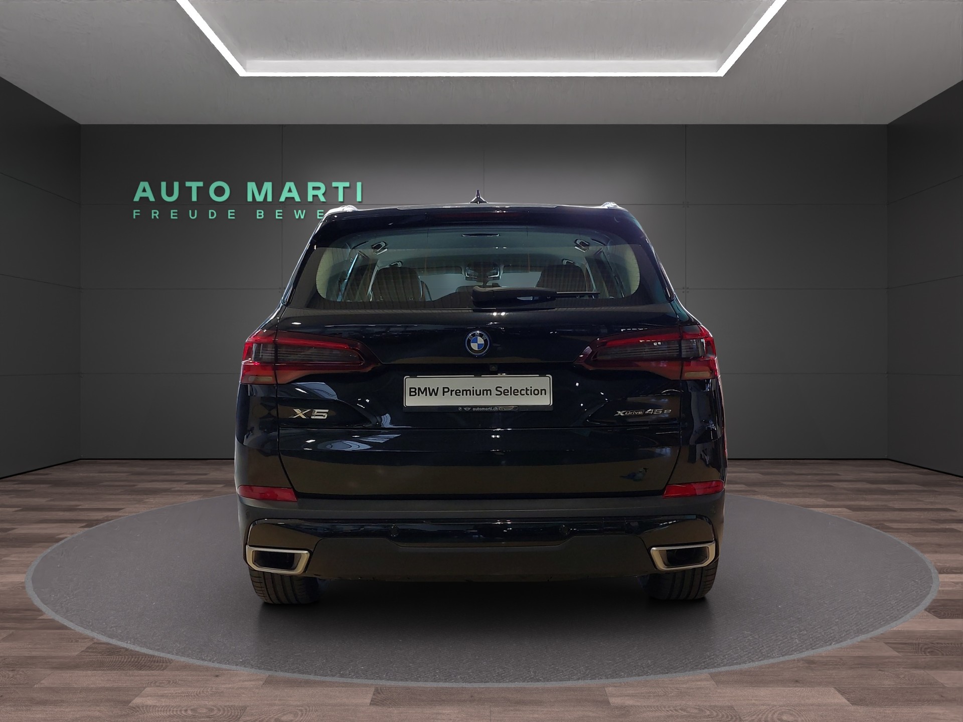 BMW X5 45e xDrive-showroom-element-3