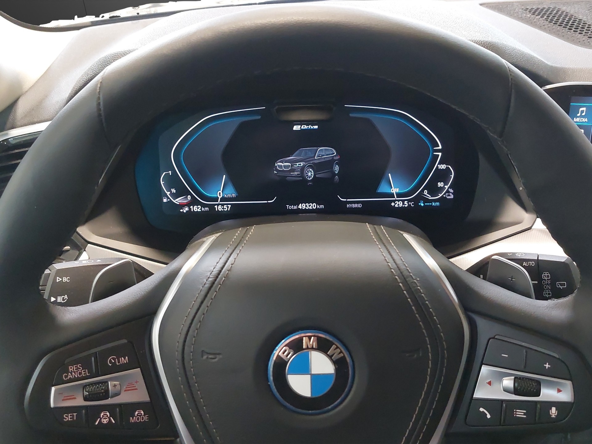 BMW X5 45e xDrive-image-13