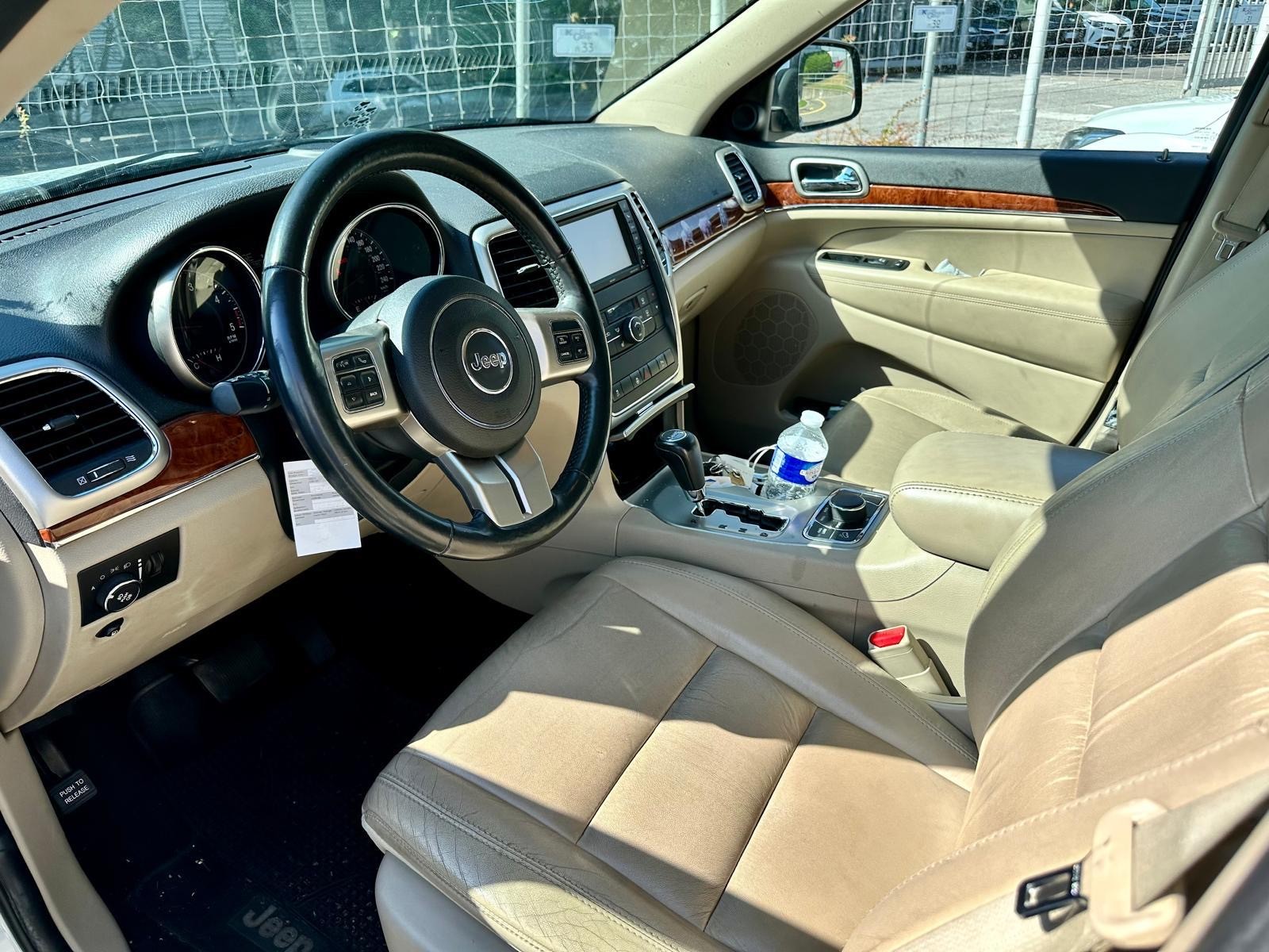JEEP Grand Cherokee 3.0 CRD Overland Automatic-image-5