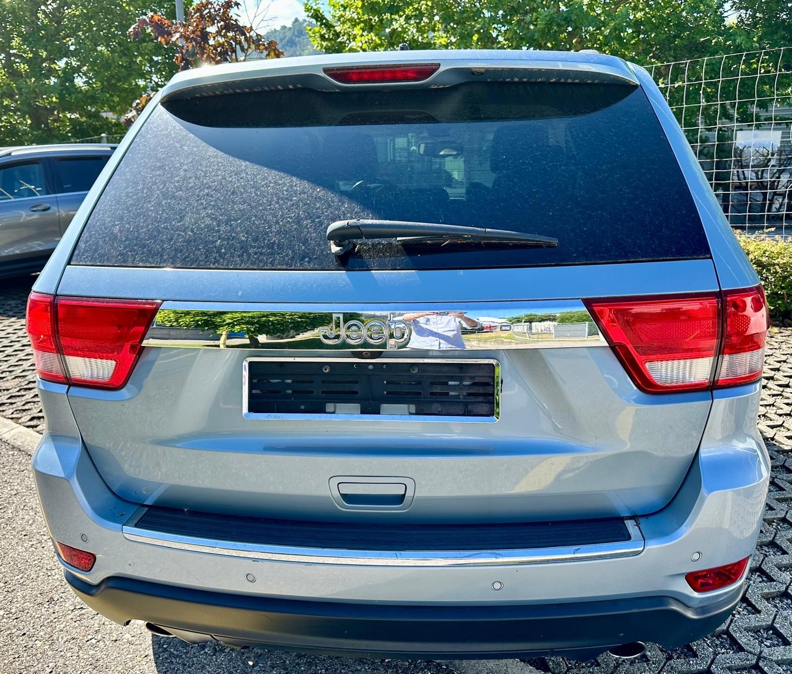 JEEP Grand Cherokee 3.0 CRD Overland Automatic-image-3