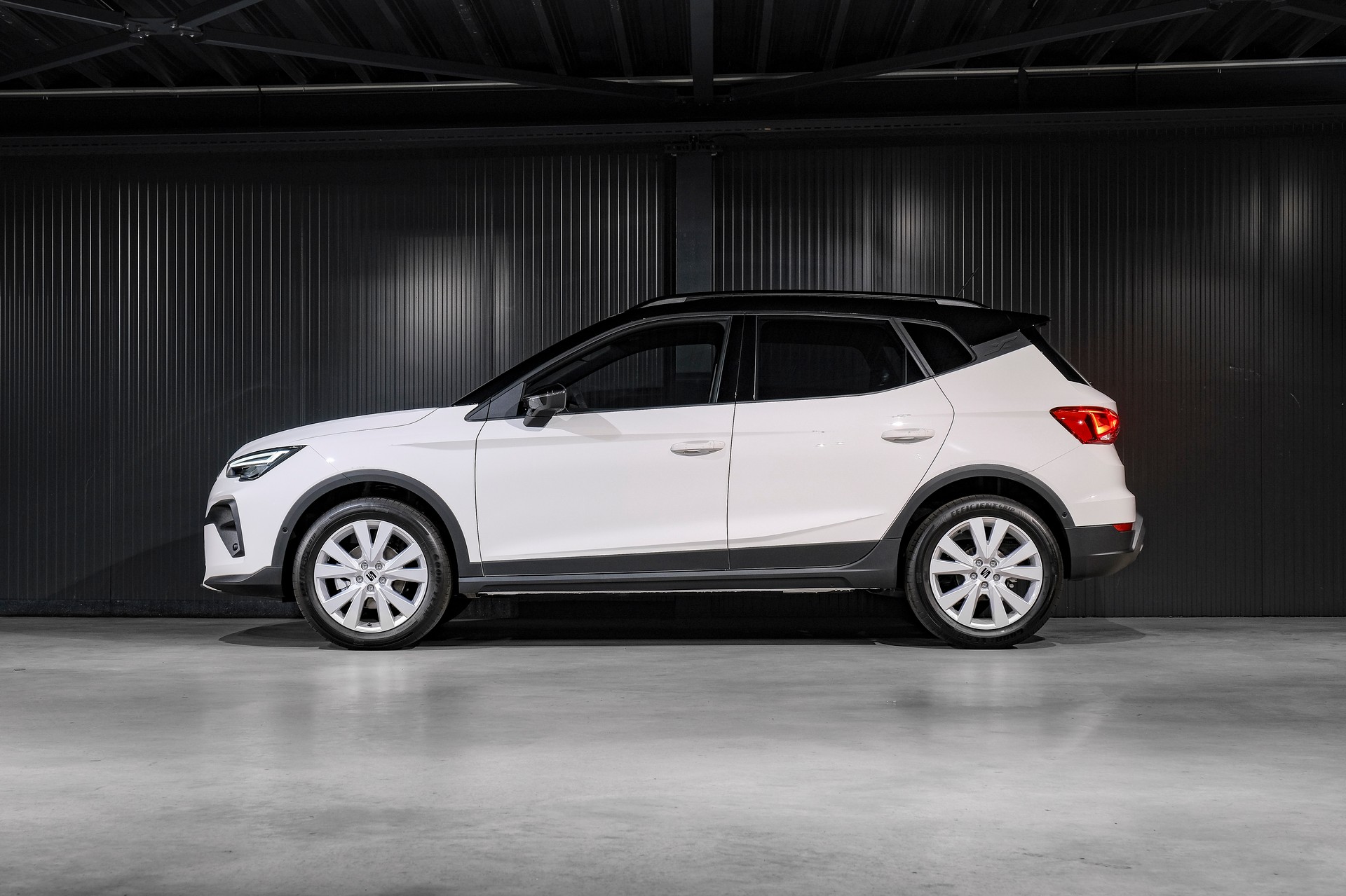 SEAT Arona 1.0 TSI Eco Style DSG-image-8