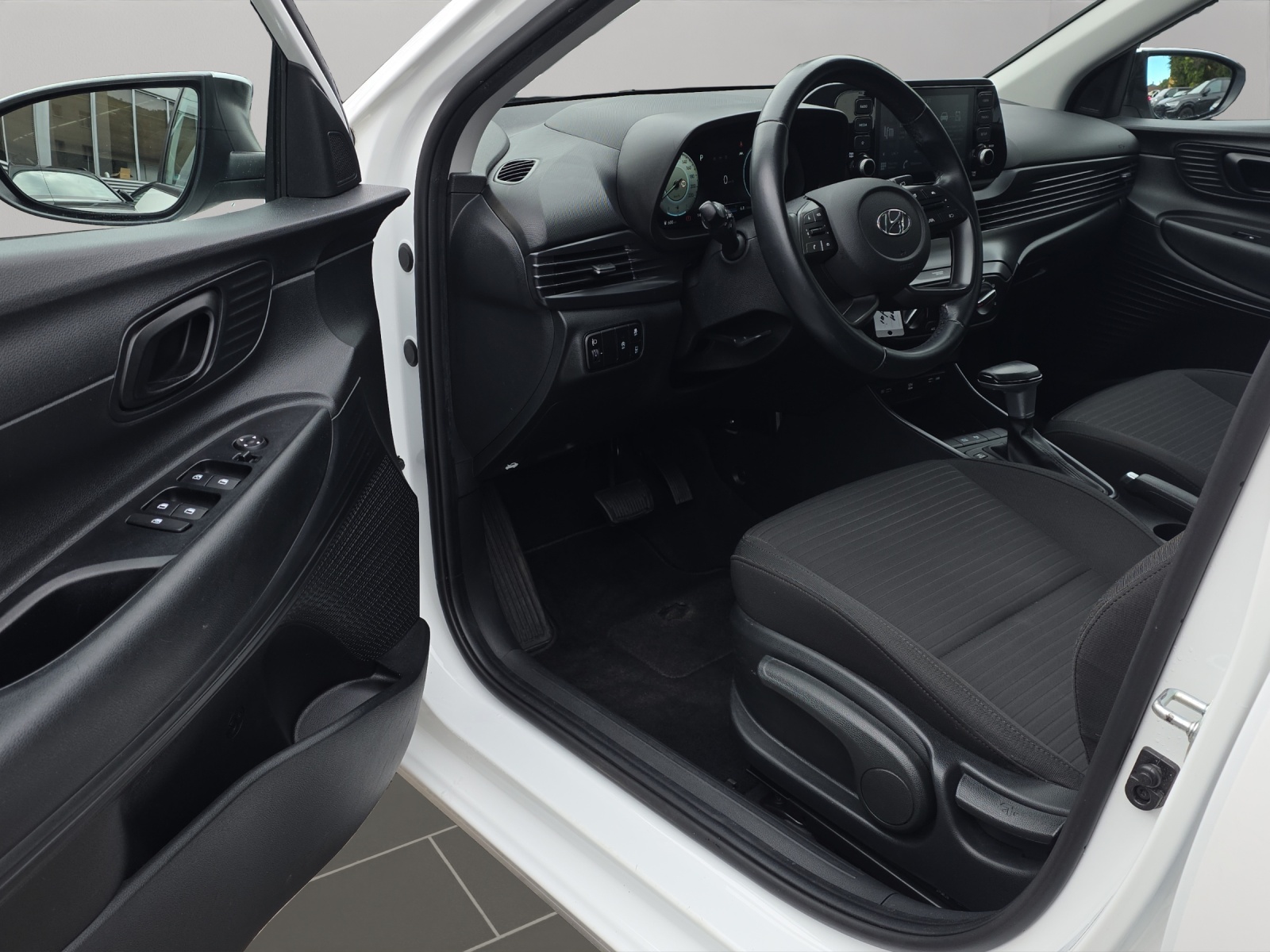 HYUNDAI i20 1.0 T-GDi Origo DCT-image-6