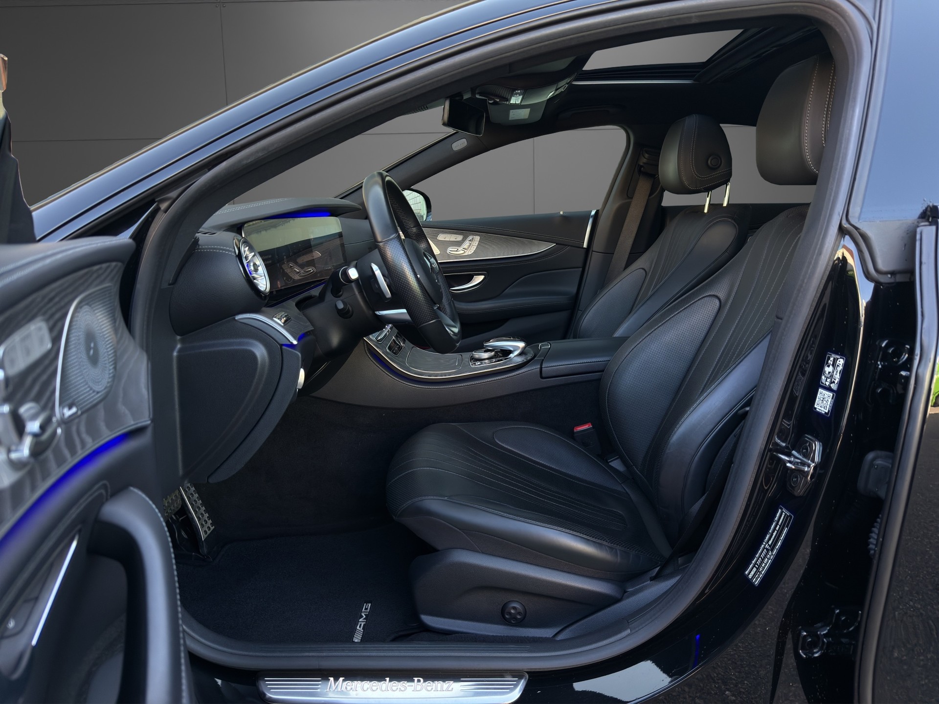 MERCEDES-BENZ CLS 400 d AMG Line 4Matic 9G-Tronic-image-4