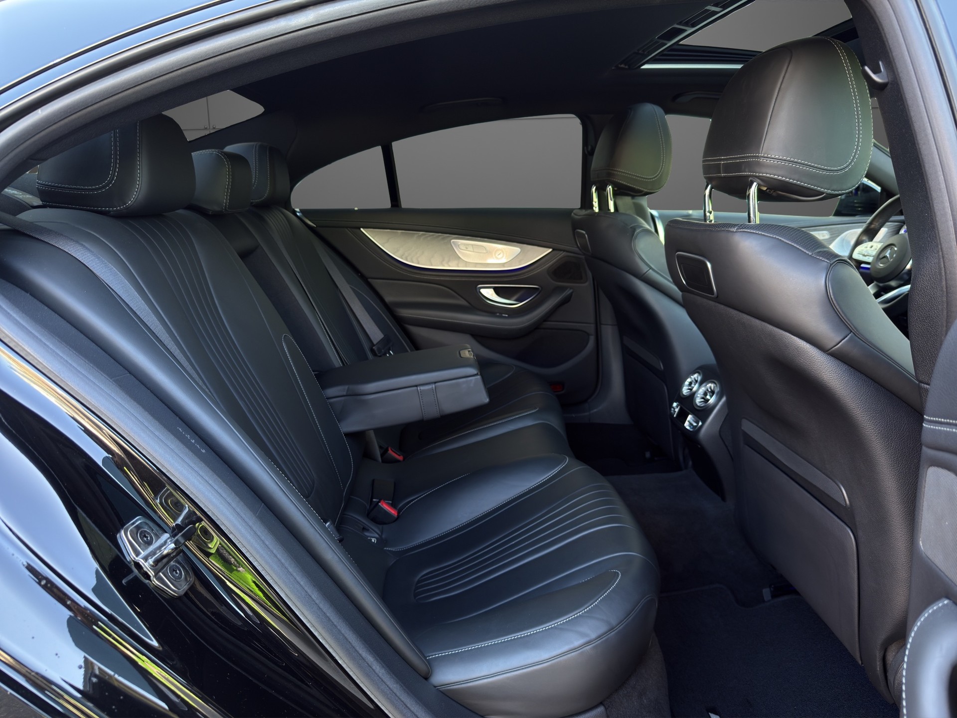 MERCEDES-BENZ CLS 400 d AMG Line 4Matic 9G-Tronic-image-7