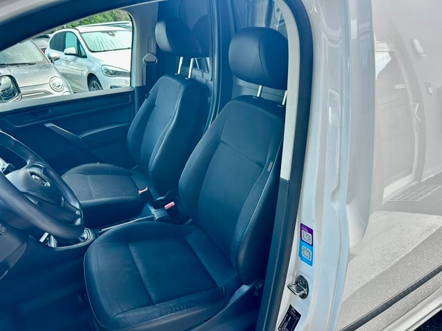 VW Caddy 1.4TGI BlueMotion Technology-image-7