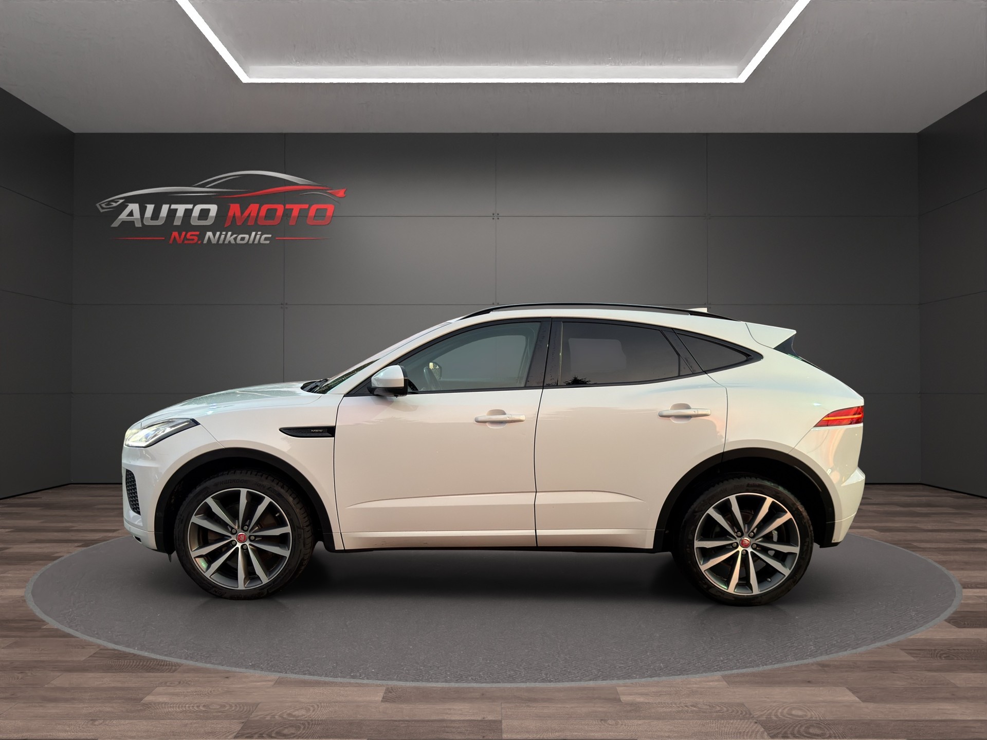 JAGUAR E-Pace 2.0 P300 HSE AWD Automatik-image-4