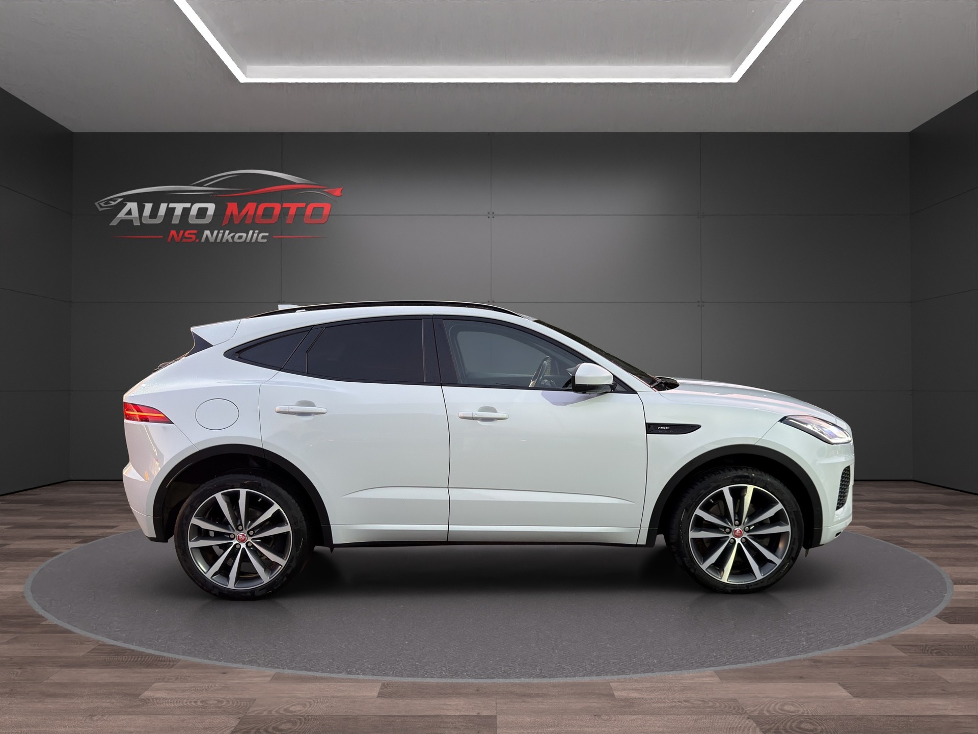 JAGUAR E-Pace 2.0 P300 HSE AWD Automatik-image-5