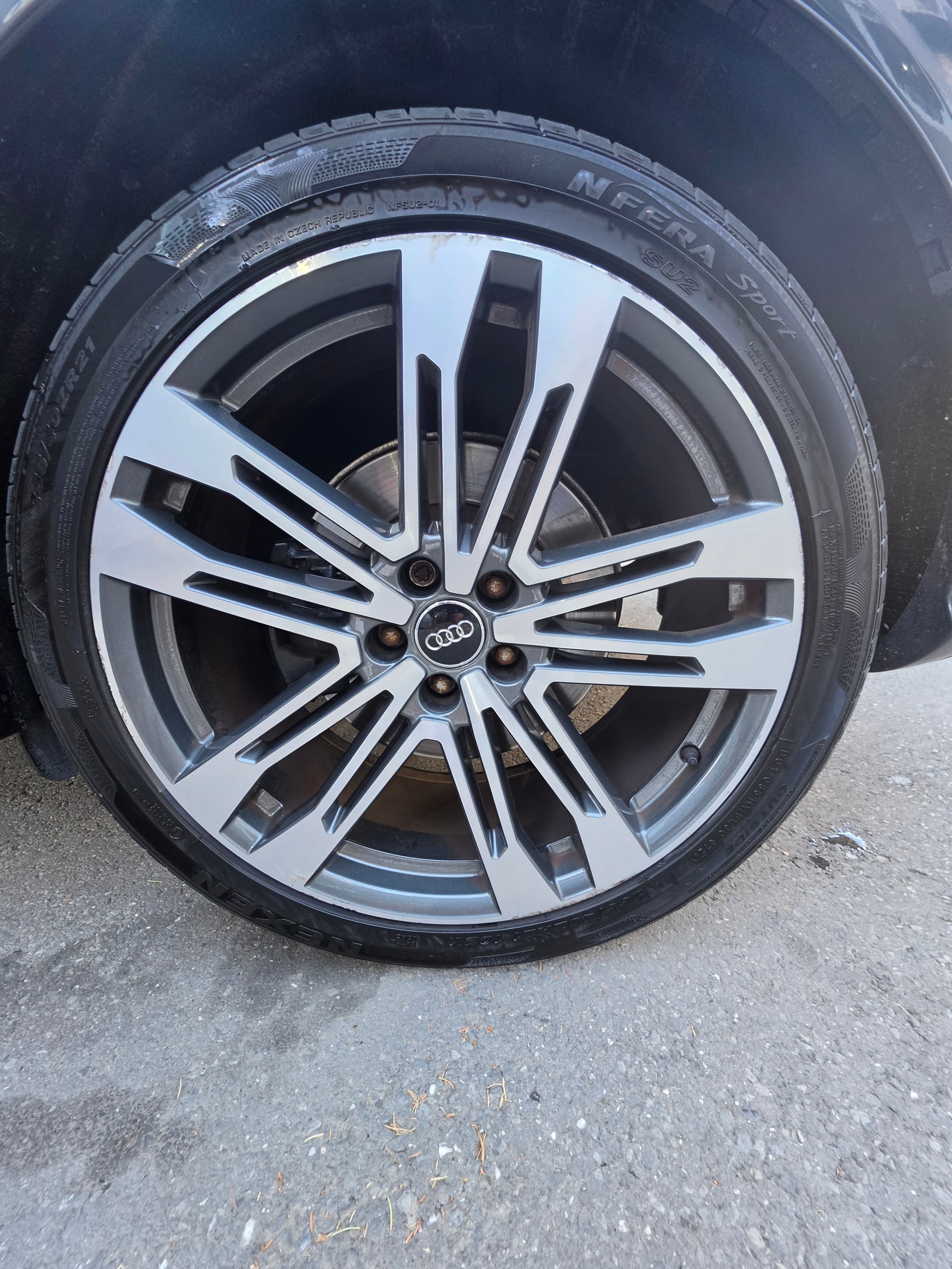 AUDI SQ5 3.0 TFSI quattro S-tronic-image-22
