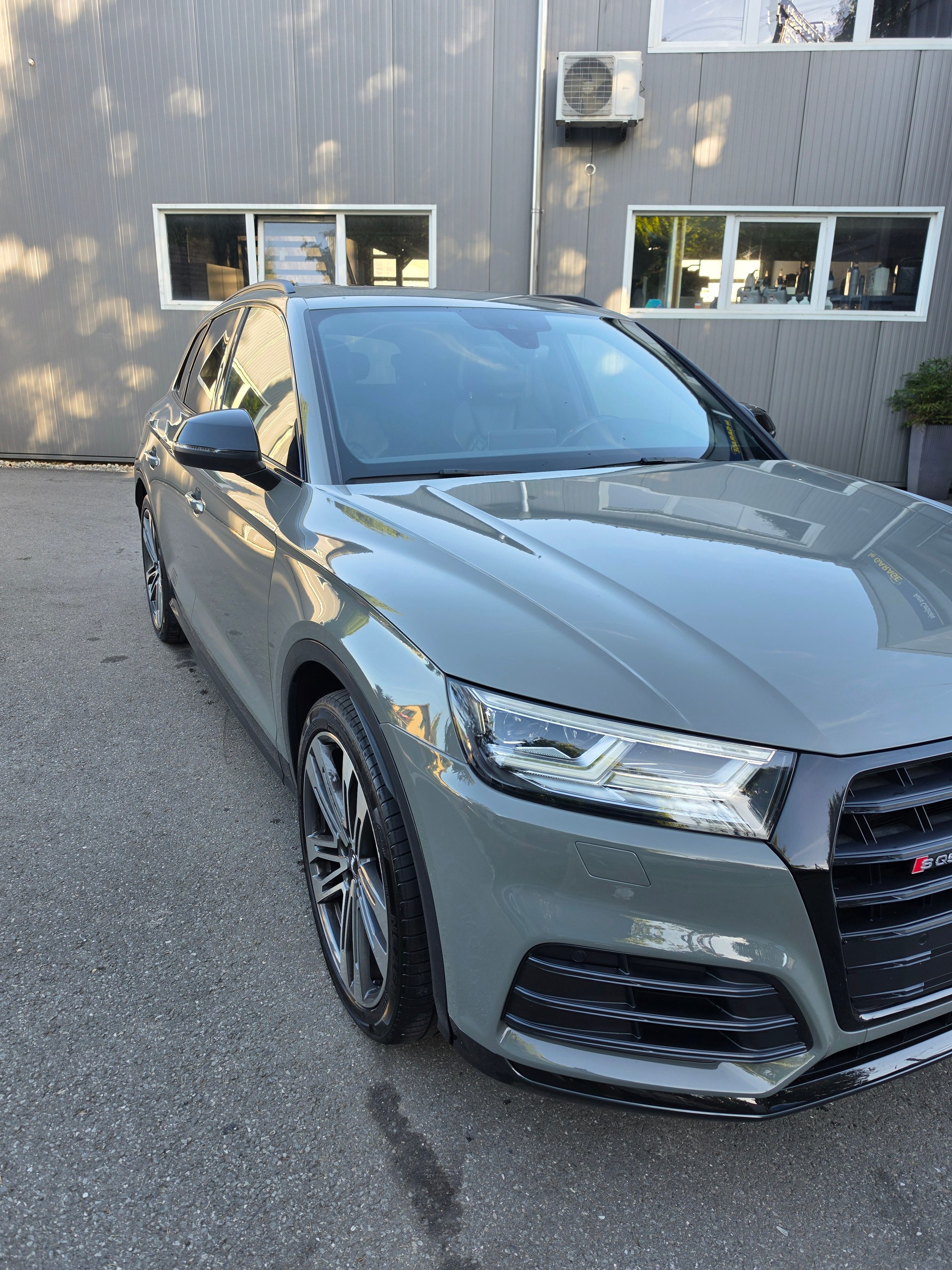 AUDI SQ5 3.0 TFSI quattro S-tronic-image-2