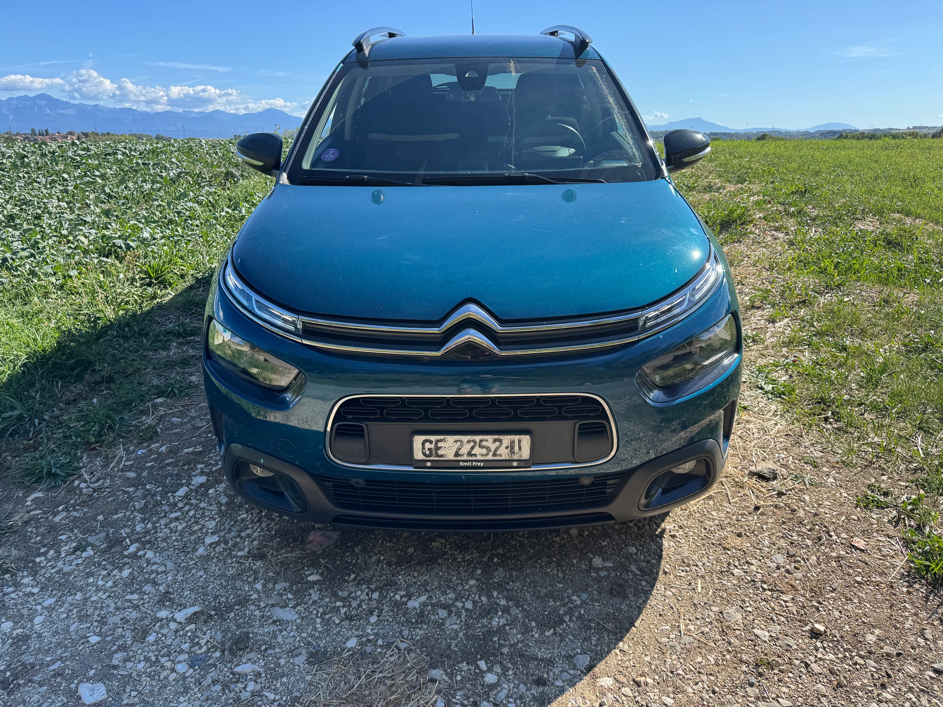 CITROEN C4 Cactus 1.2 Pure Tech Shine EAT6-image-0