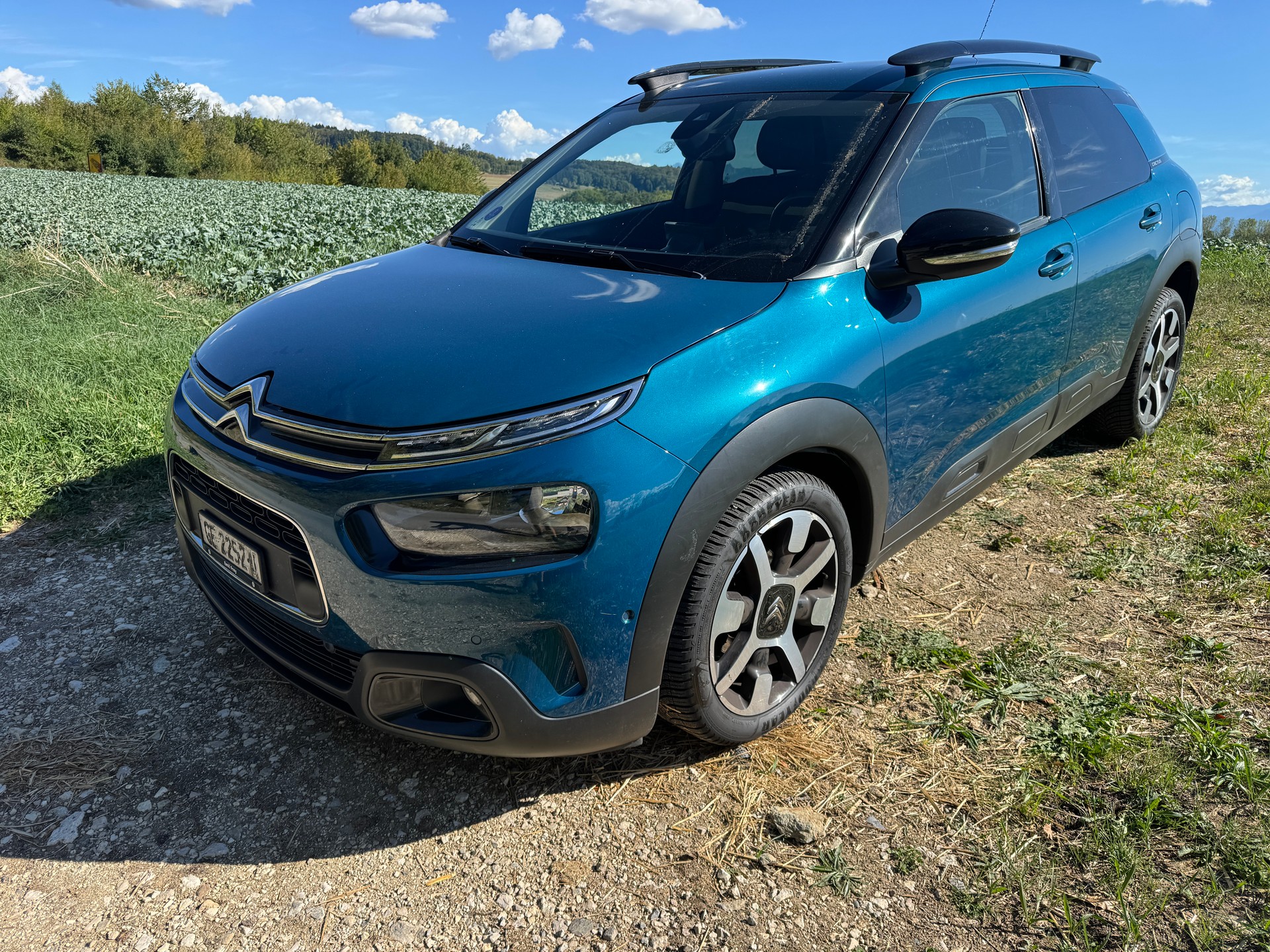 CITROEN C4 Cactus 1.2 Pure Tech Shine EAT6-image-2