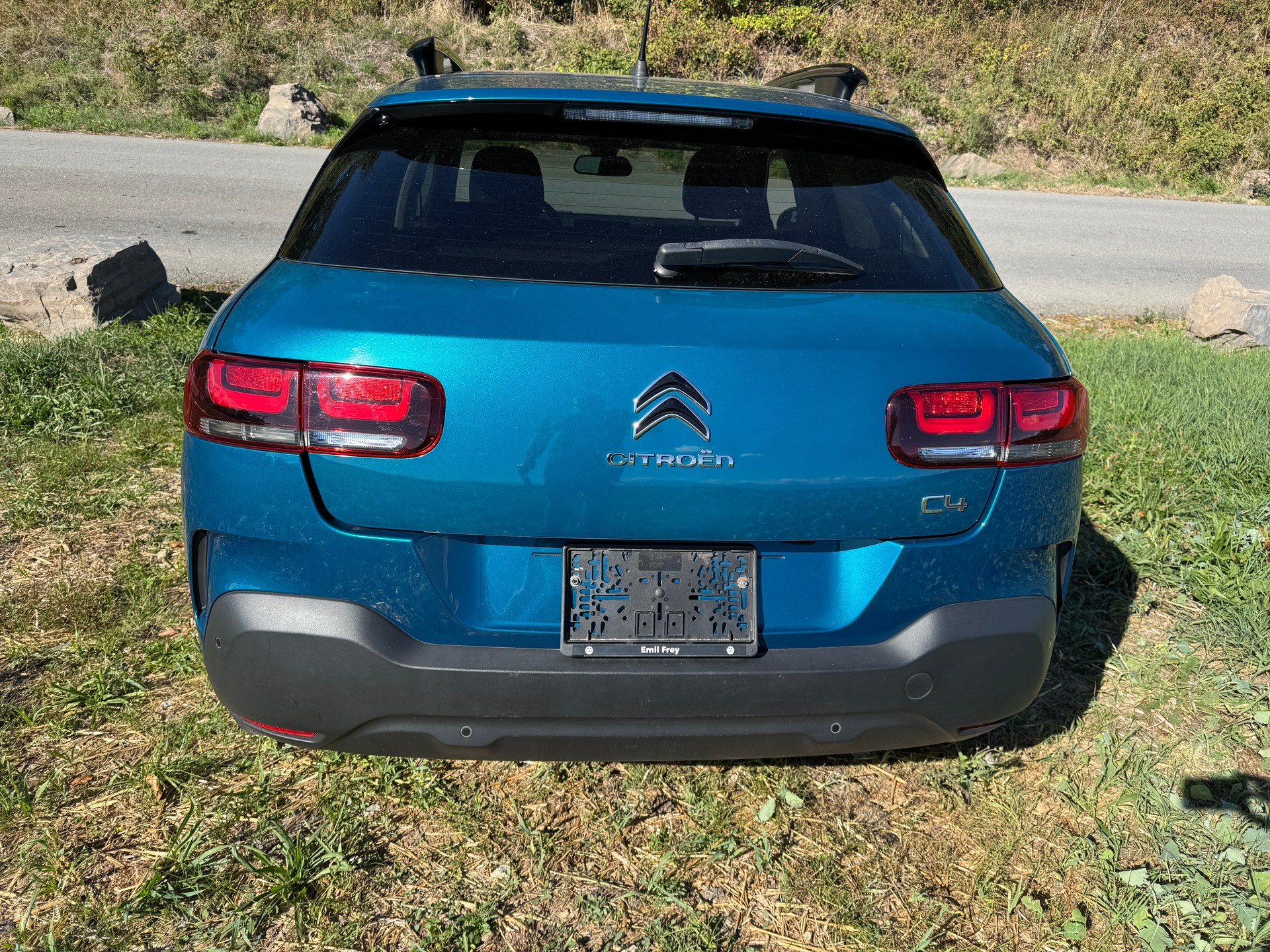 CITROEN C4 Cactus 1.2 Pure Tech Shine EAT6-image-6