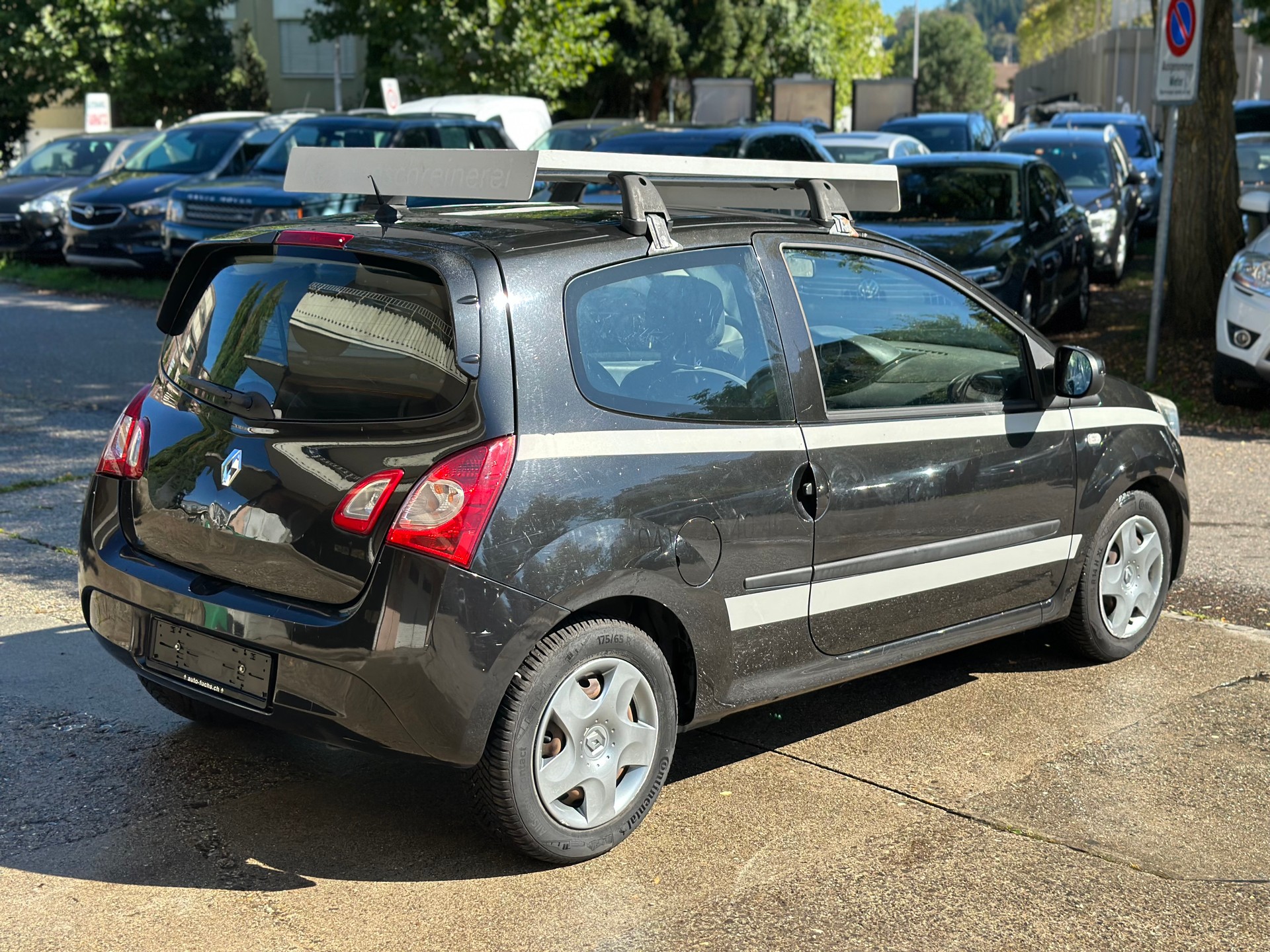 RENAULT Twingo 1.2 16V Night & Day-image-2