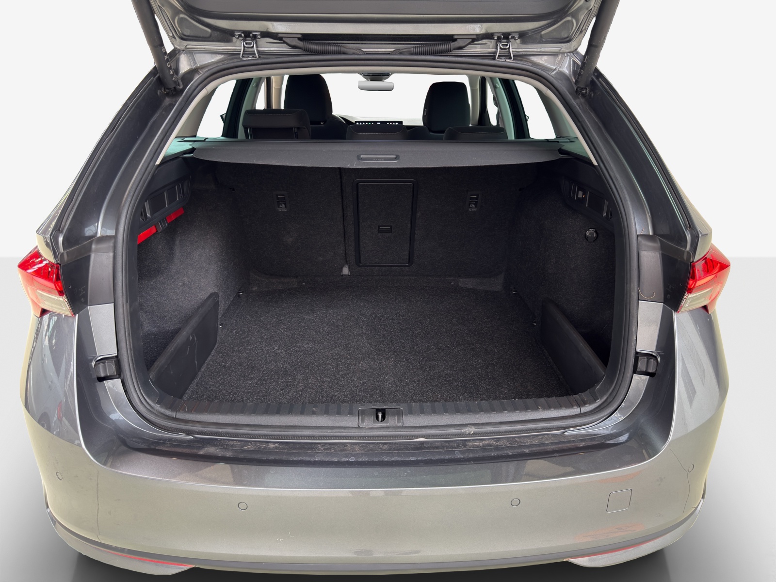 SKODA Octavia Combi 1.5 TSI mHEV DSG Dynamic-image-12
