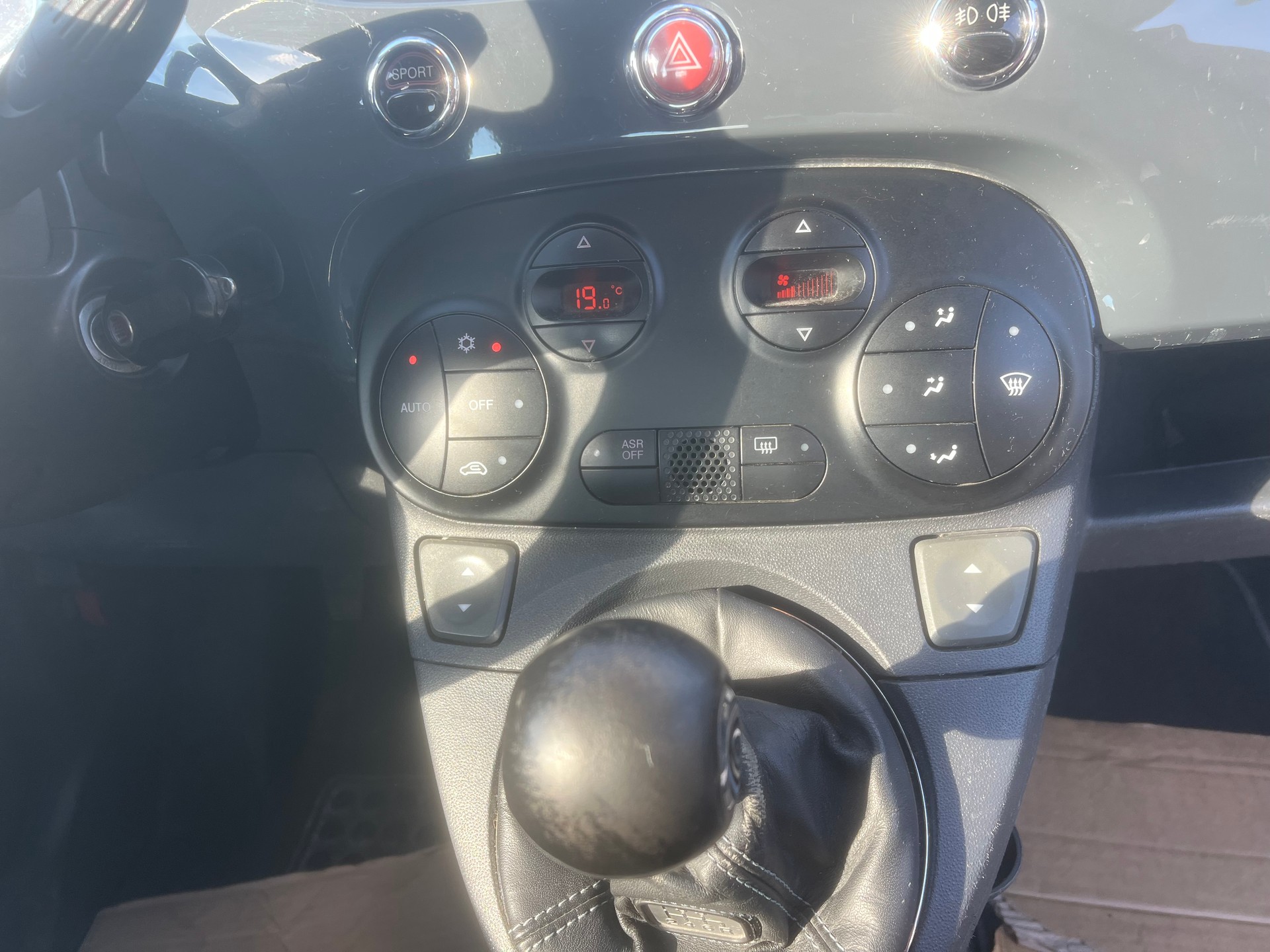 FIAT 500 1.4 16V Sport-image-4