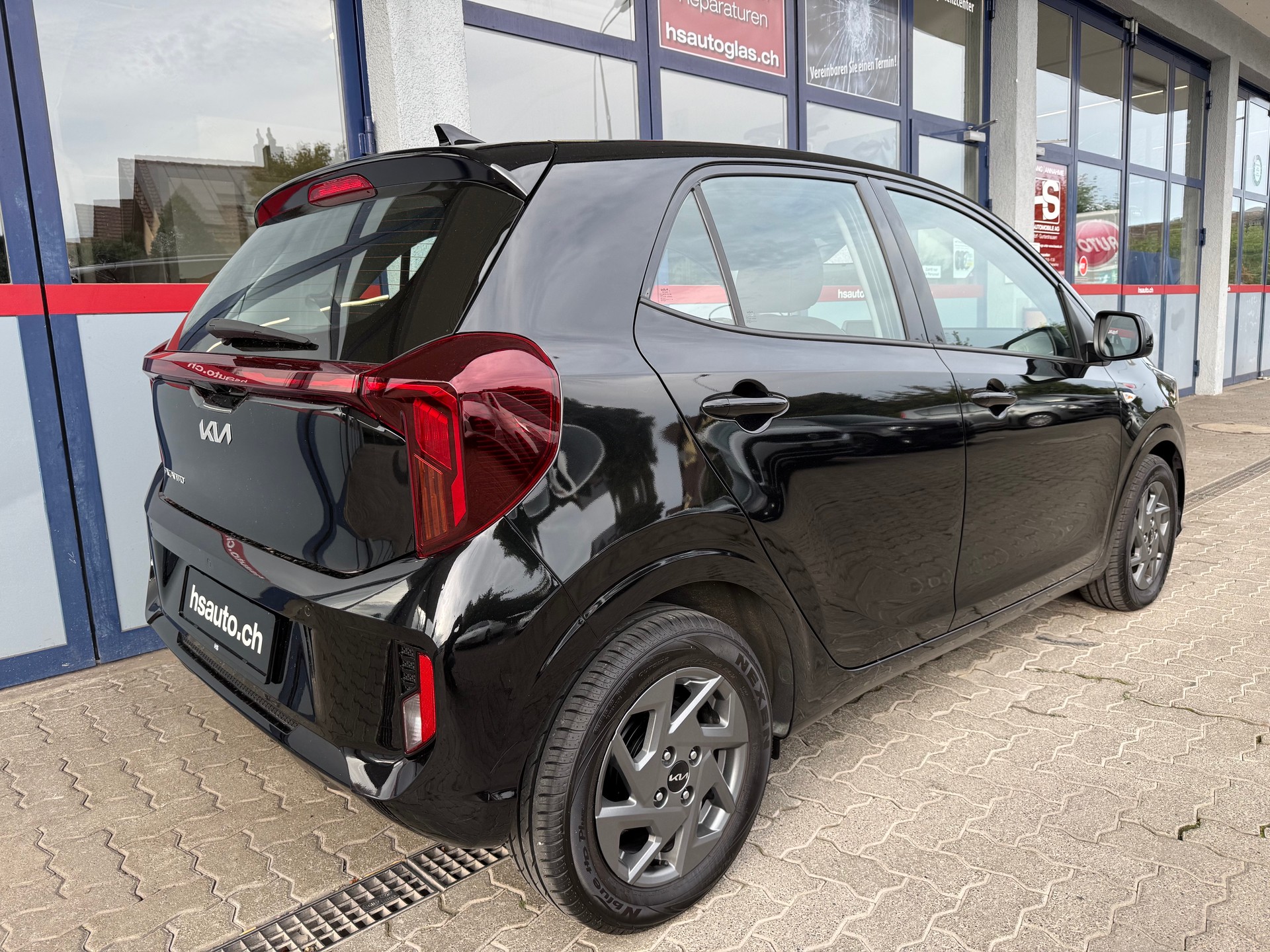 KIA Picanto 1.0 CVVT First Edition Automatic-image-2
