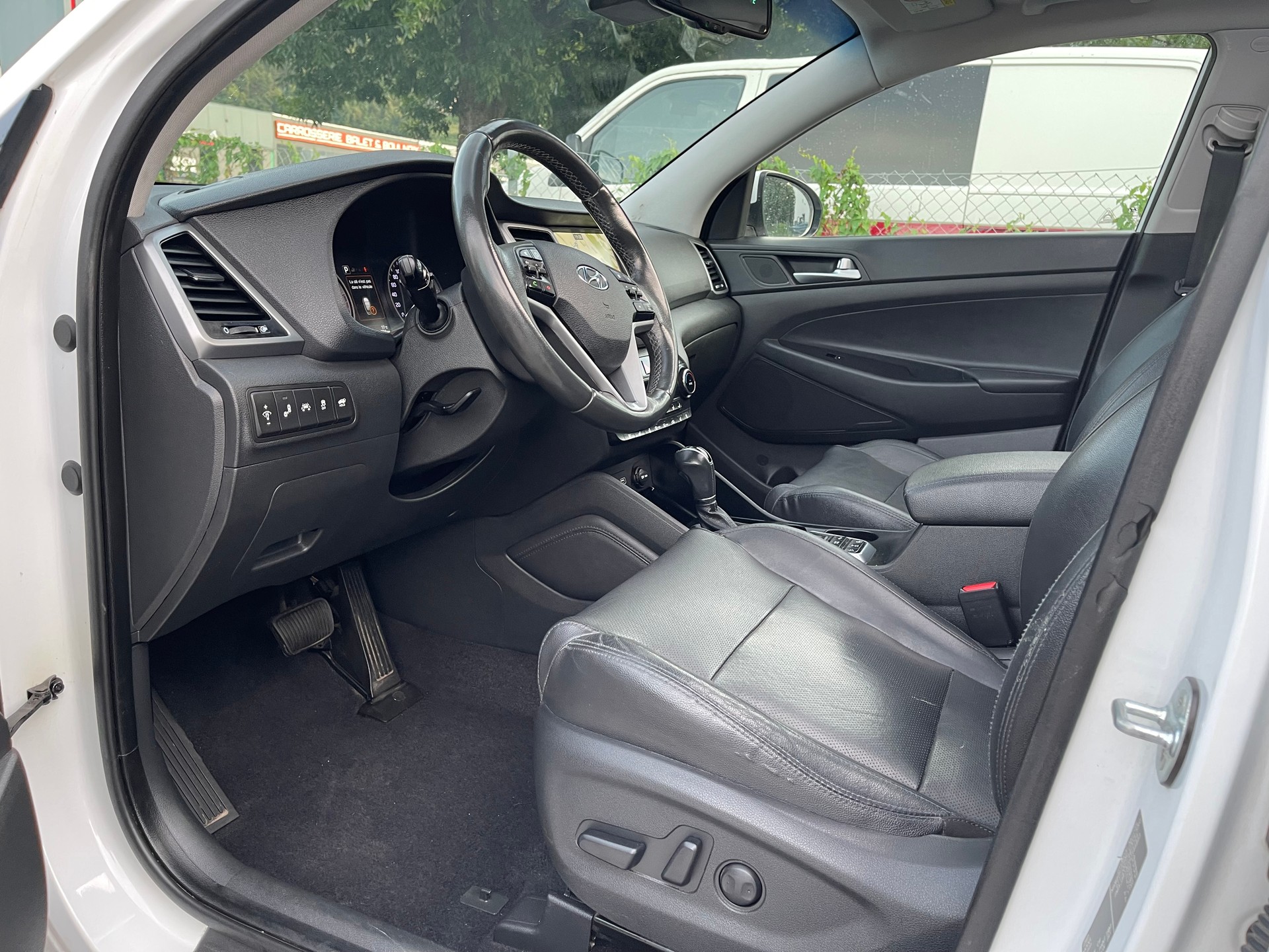 HYUNDAI Tucson 2.0 CRDI Vertex 4WD Automatic-image-23
