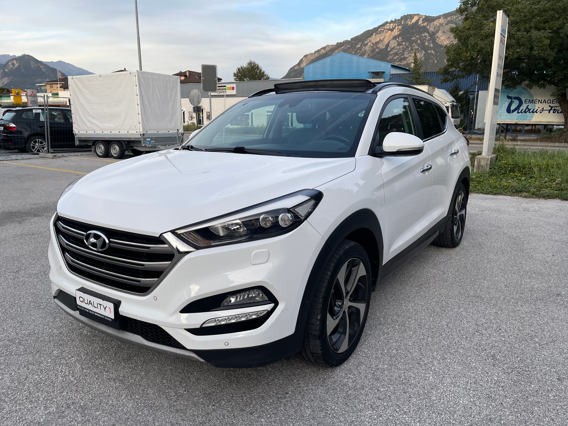 HYUNDAI Tucson 2.0 CRDI Vertex 4WD Automatic-image-4